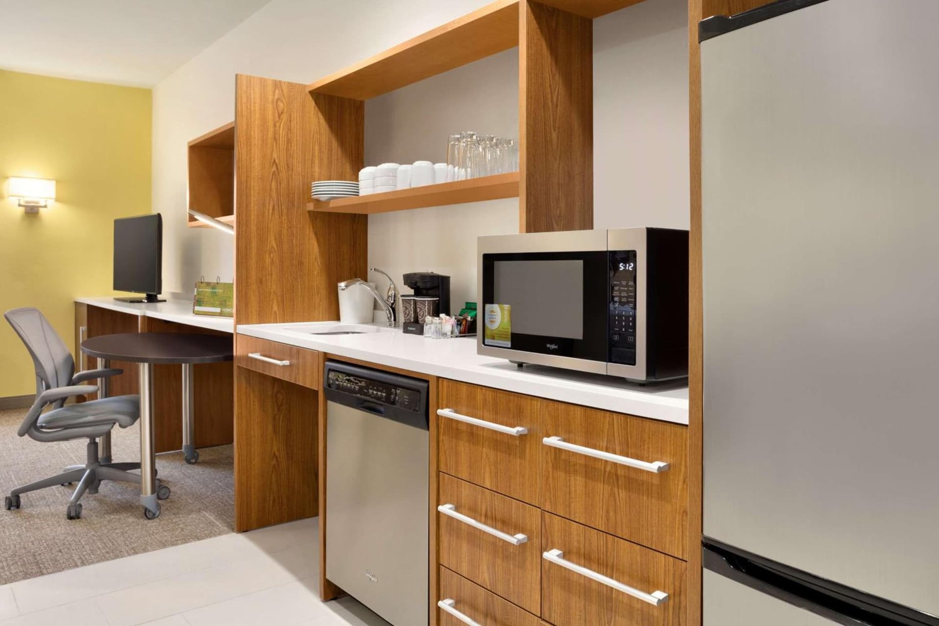 Home2 Suites By Hilton Birmingham Downtown gallery photo in Birmingham, AL — image 19