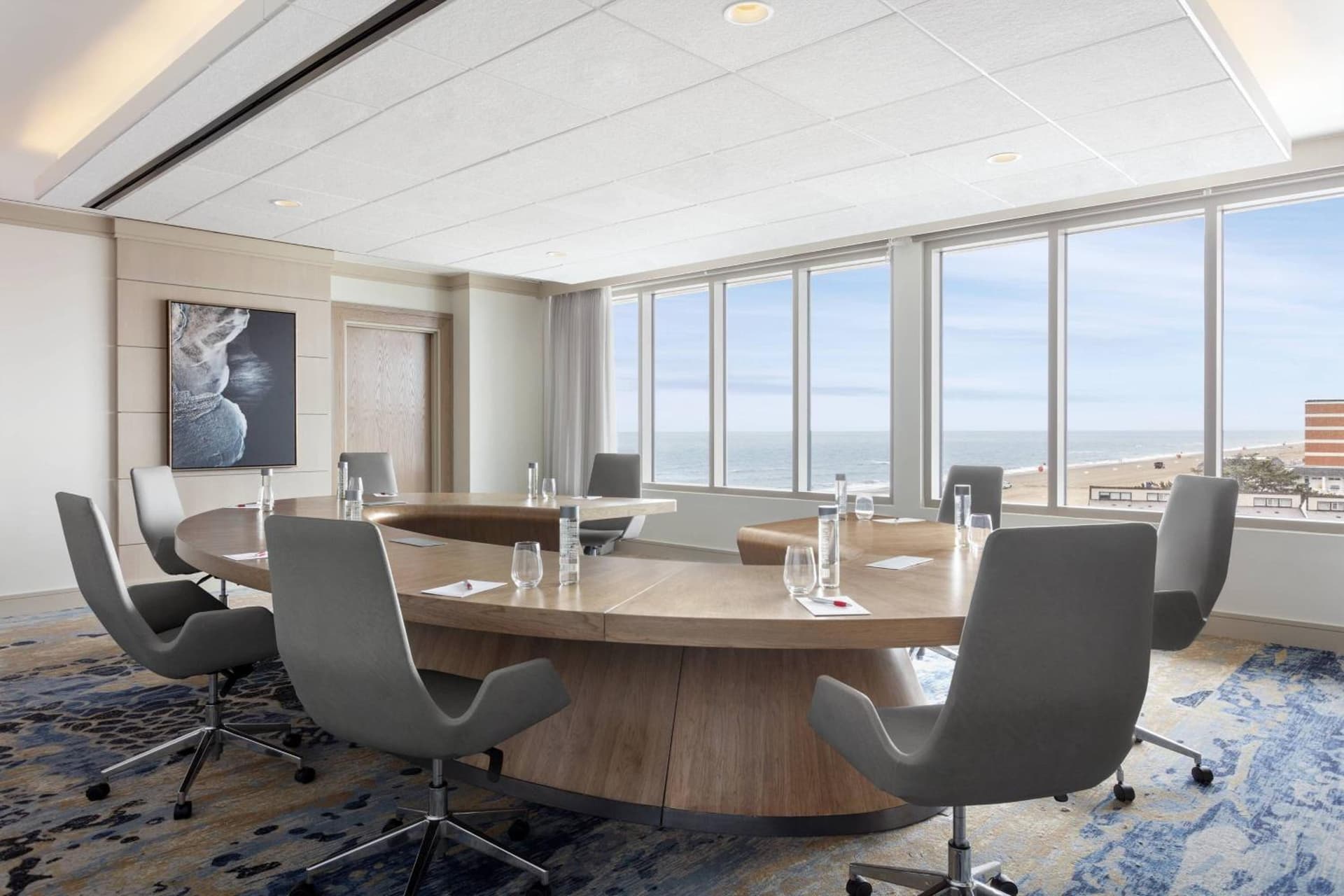 Marriott Virginia Beach Oceanfront Resort interior in Virginia Beach, VA — gallery photo 2
