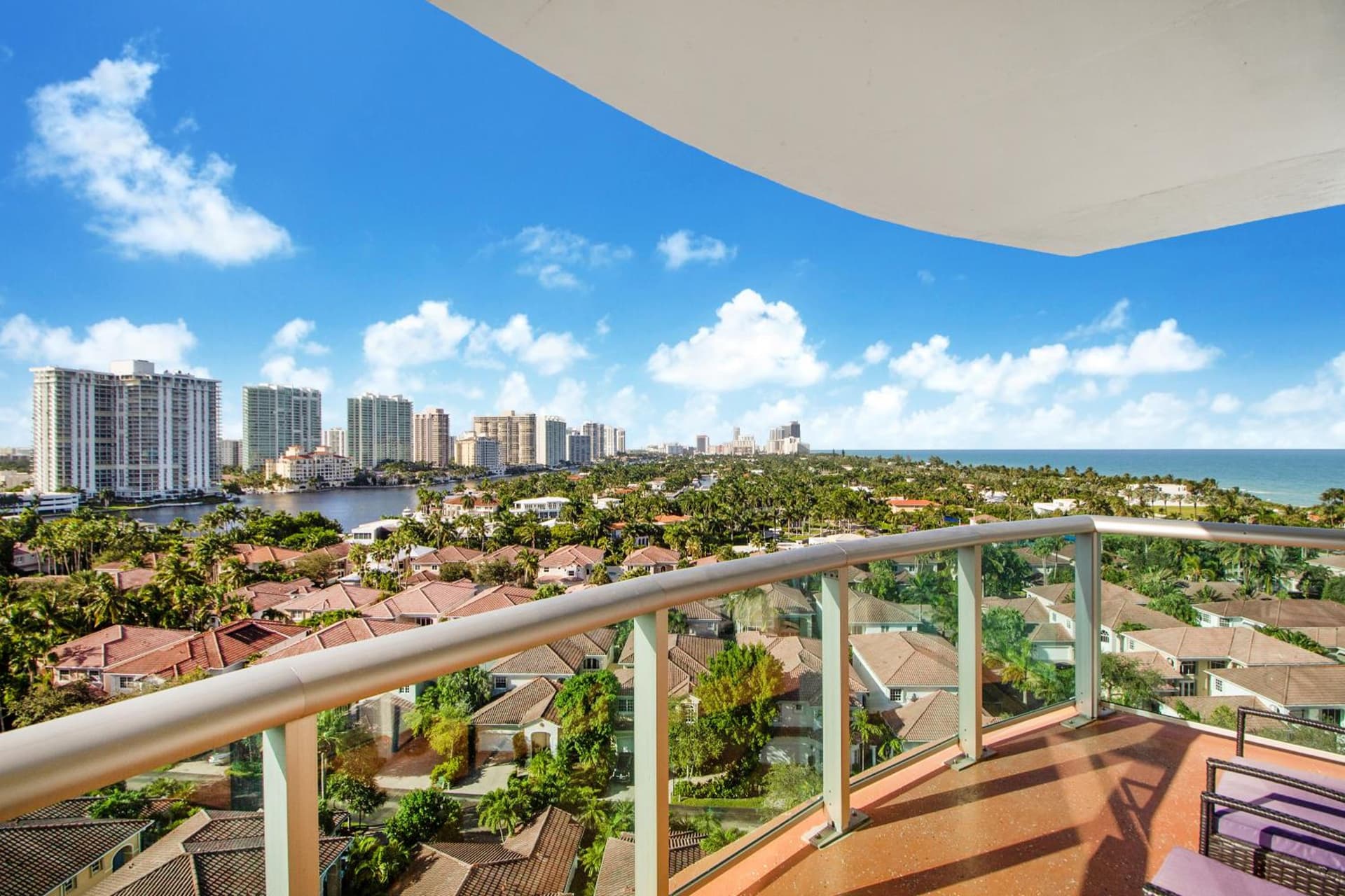 Family Beach Home w Ocean & Bay Views - Upgraded Corner Unit property views in Miami Beach, FL — gallery photo 3