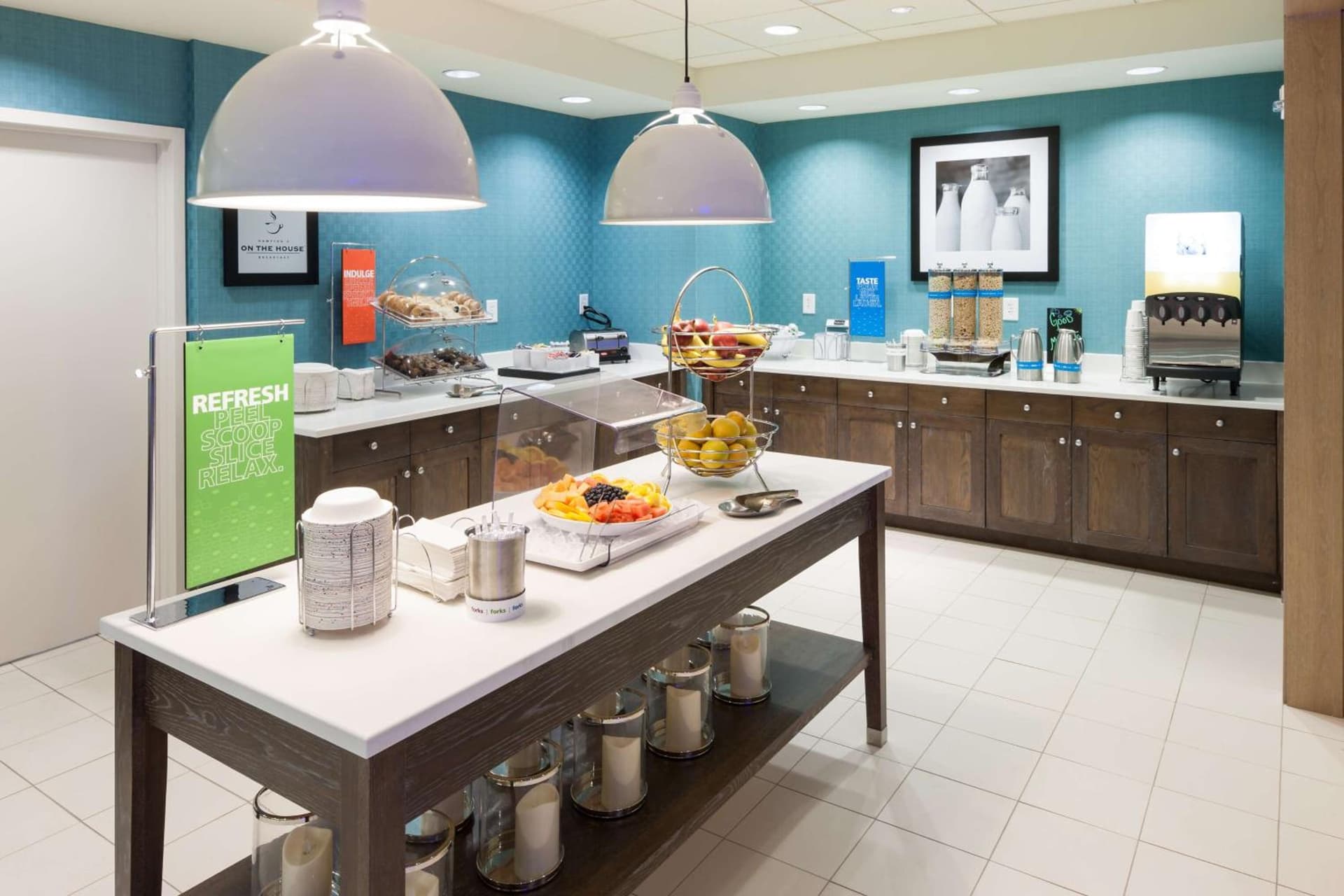 Hampton Inn & Suites by Hilton Carolina Beach Oceanfront gallery photo in Carolina Beach, NC — image 9