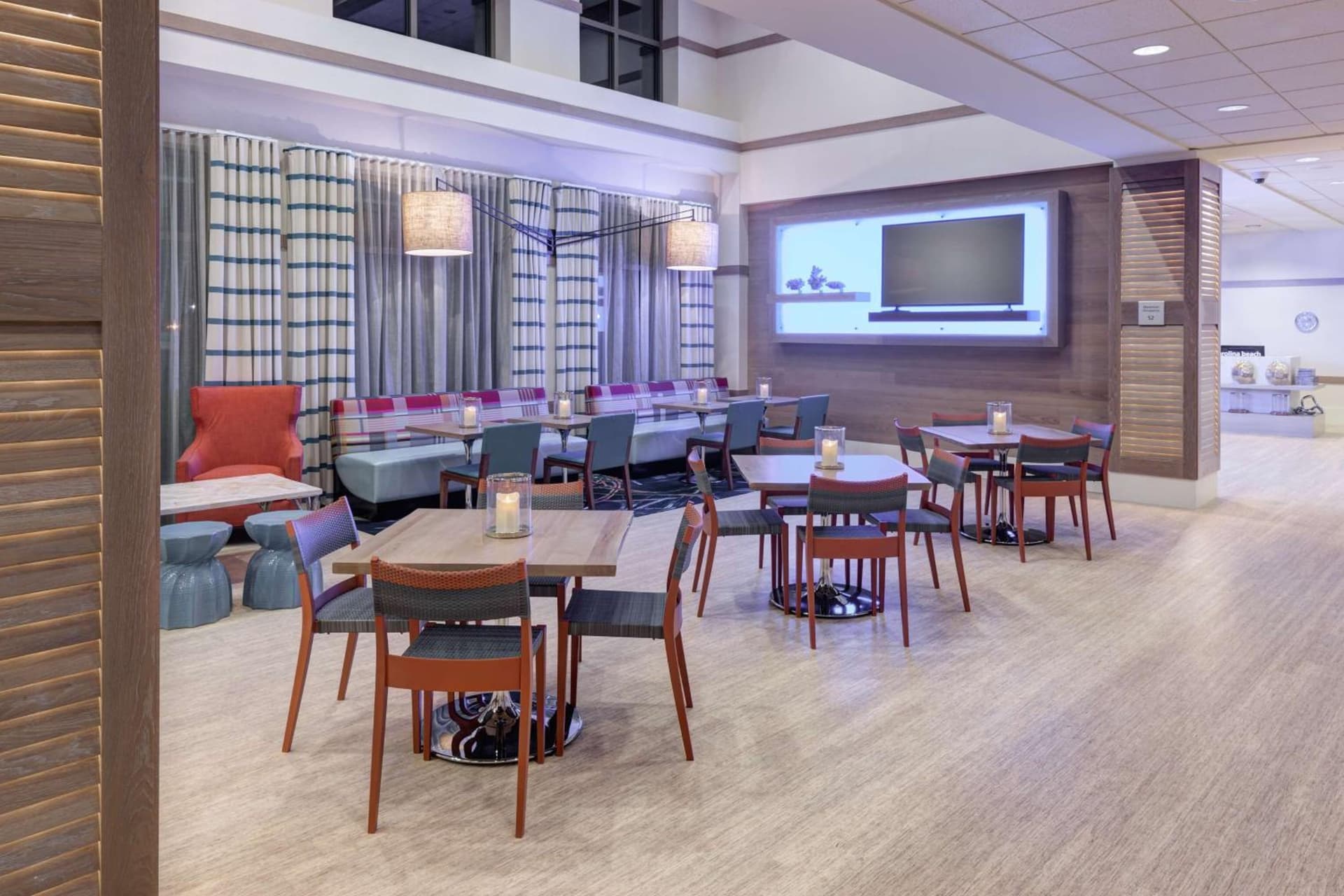 Hampton Inn & Suites by Hilton Carolina Beach Oceanfront gallery photo in Carolina Beach, NC — image 35