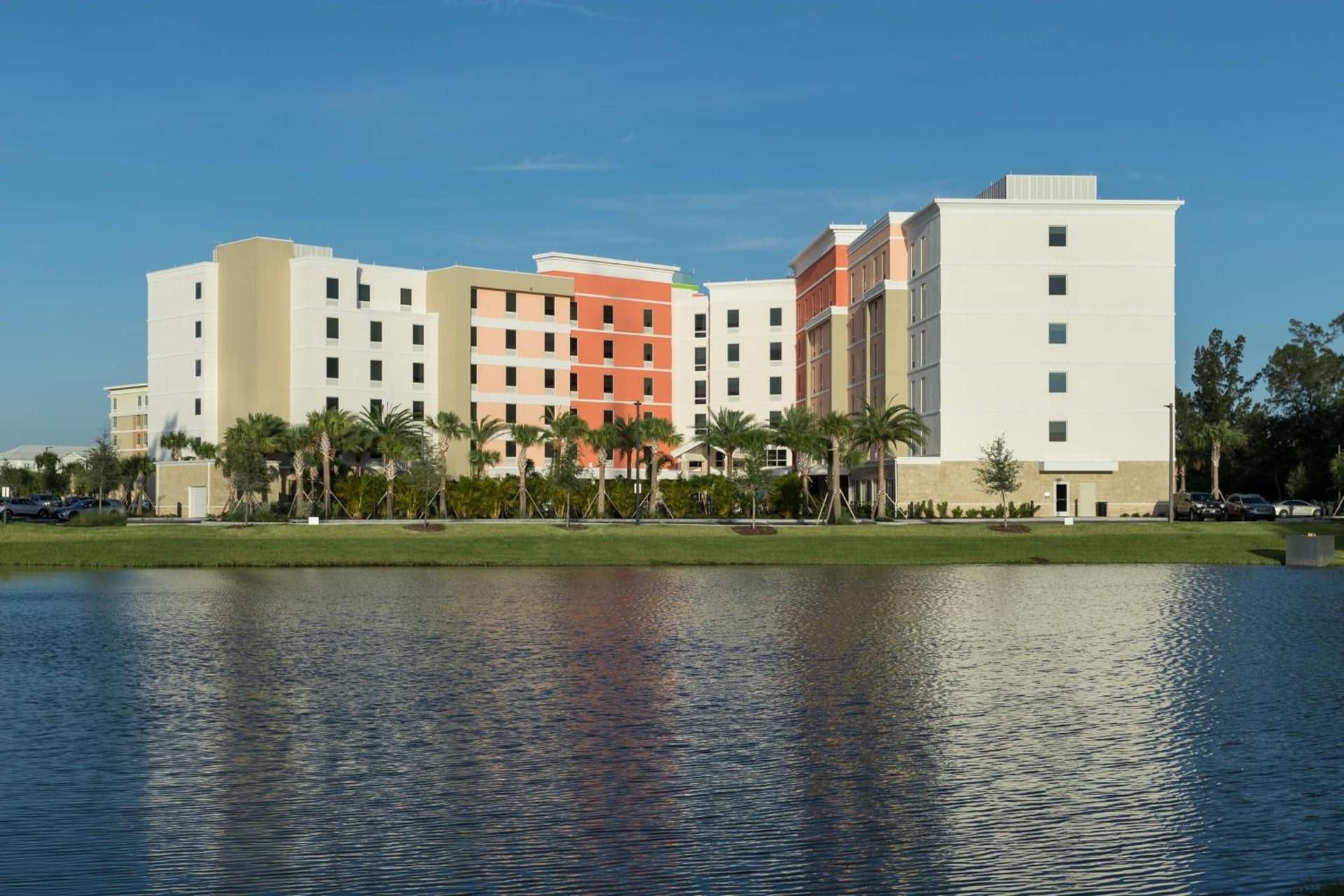 Hampton Inn & Suites Cape Canaveral Cruise Port, Fl property views in Cape Canaveral, FL — gallery photo 3