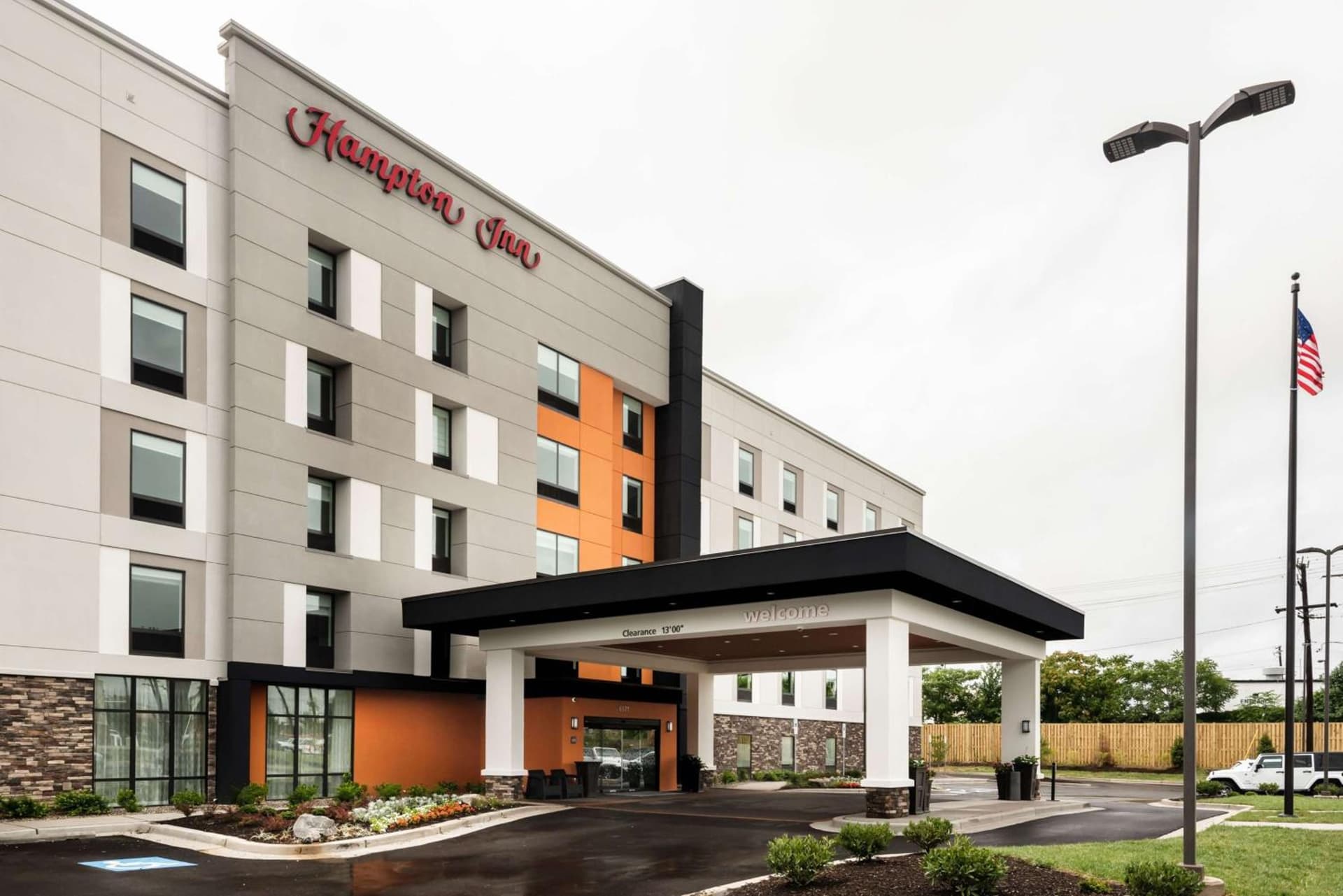 Hampton Inn Baltimore Bayview Campus interior in Baltimore, MD — gallery photo 2