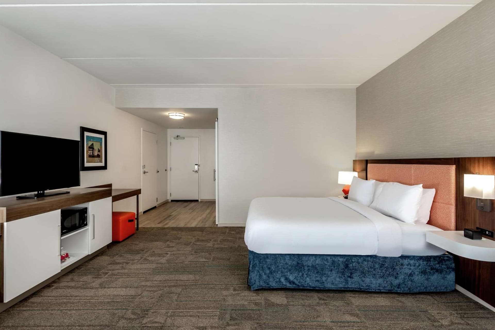 Hampton Inn Baltimore Bayview Campus gallery photo in Baltimore, MD — image 7
