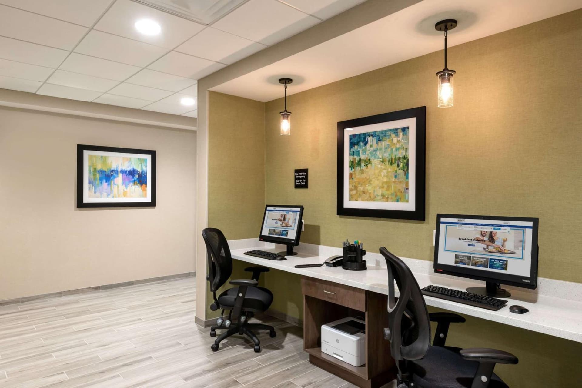 Hampton Inn Baltimore Bayview Campus gallery photo in Baltimore, MD — image 25