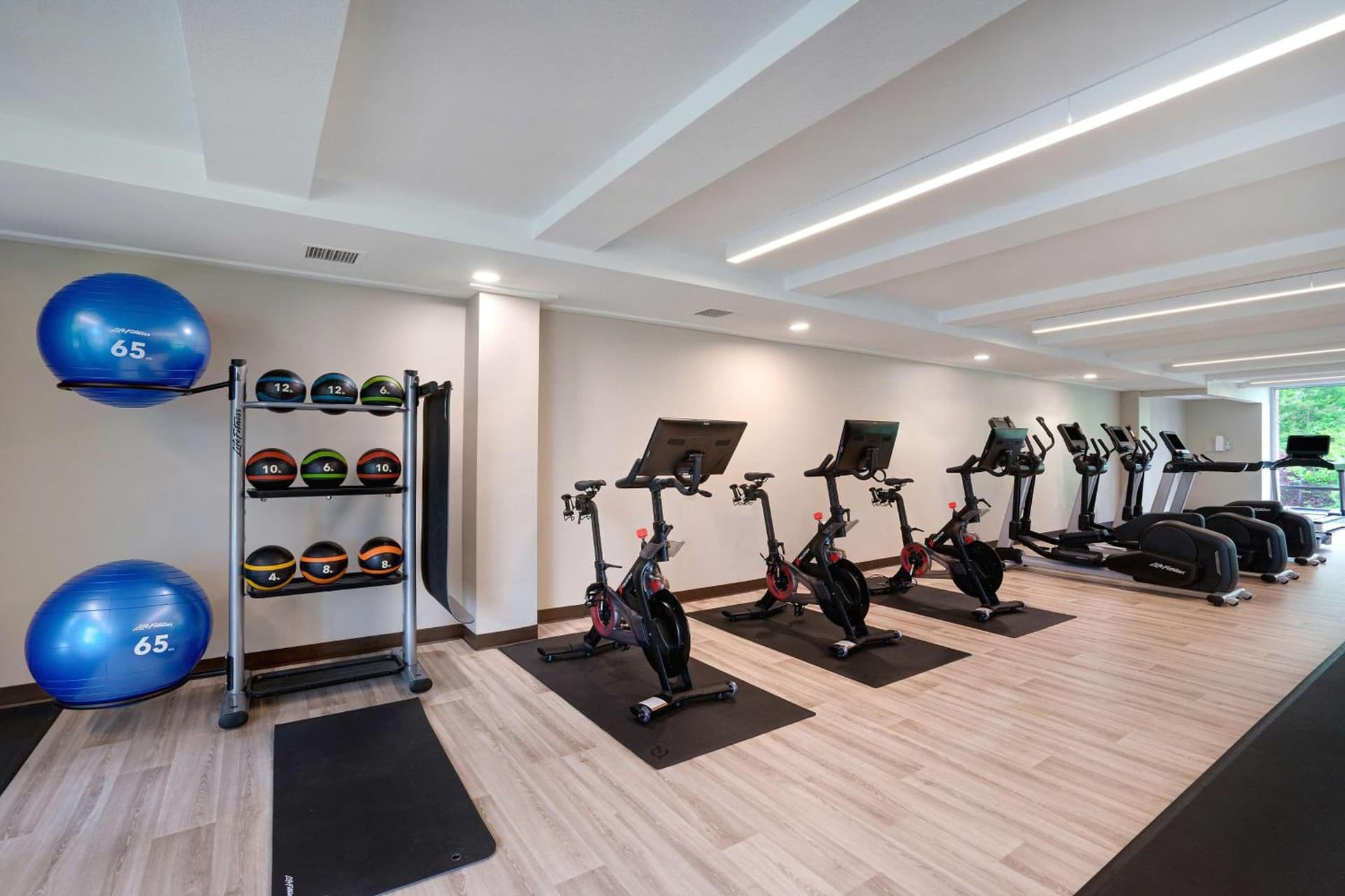 Home2 Suites by Hilton Lexington Park Patuxent River NAS, MD gallery photo in Lexington Park, MD — image 13