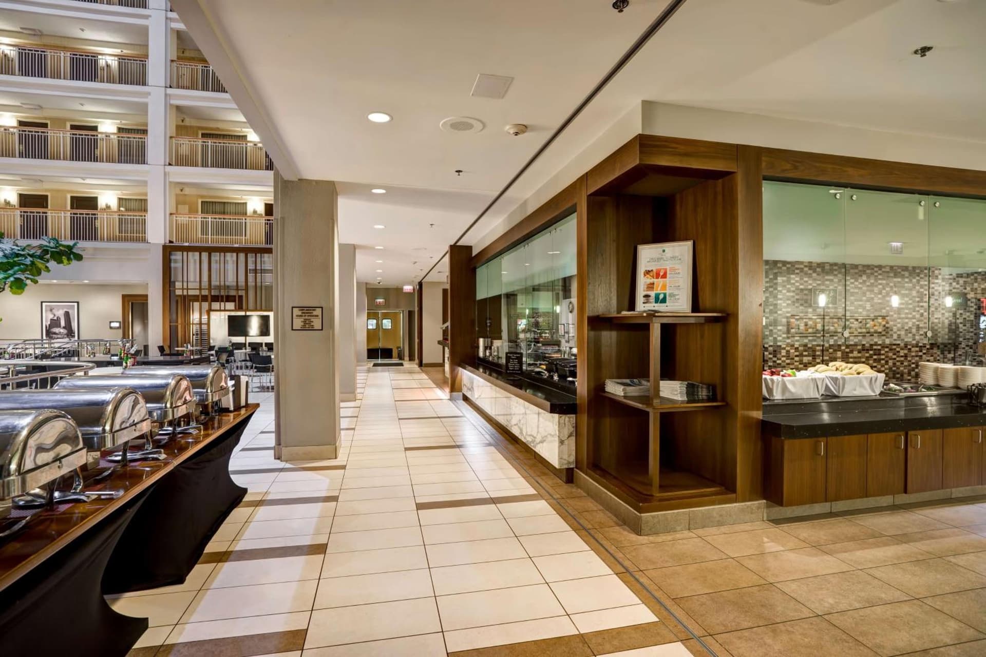 Embassy Suites Chicago - Downtown River North gallery photo in Chicago, IL — image 35