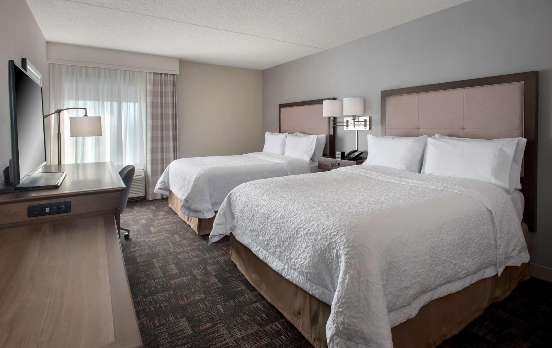 Hampton Inn Boston Logan Airport gallery photo in Boston, MA — image 5