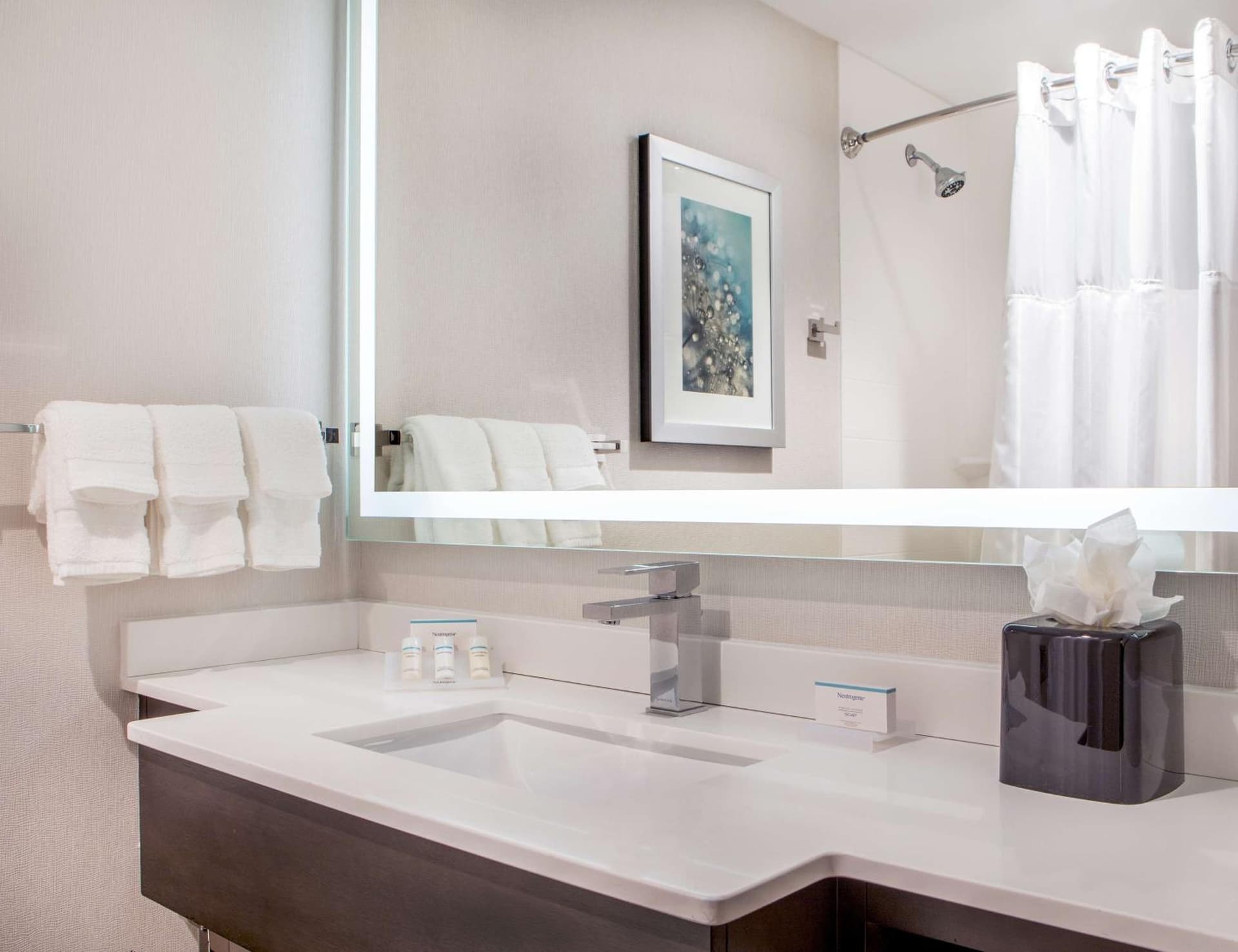 Hilton Garden Inn NYC Financial Center/Manhattan Downtown gallery photo in New York, NY — image 5