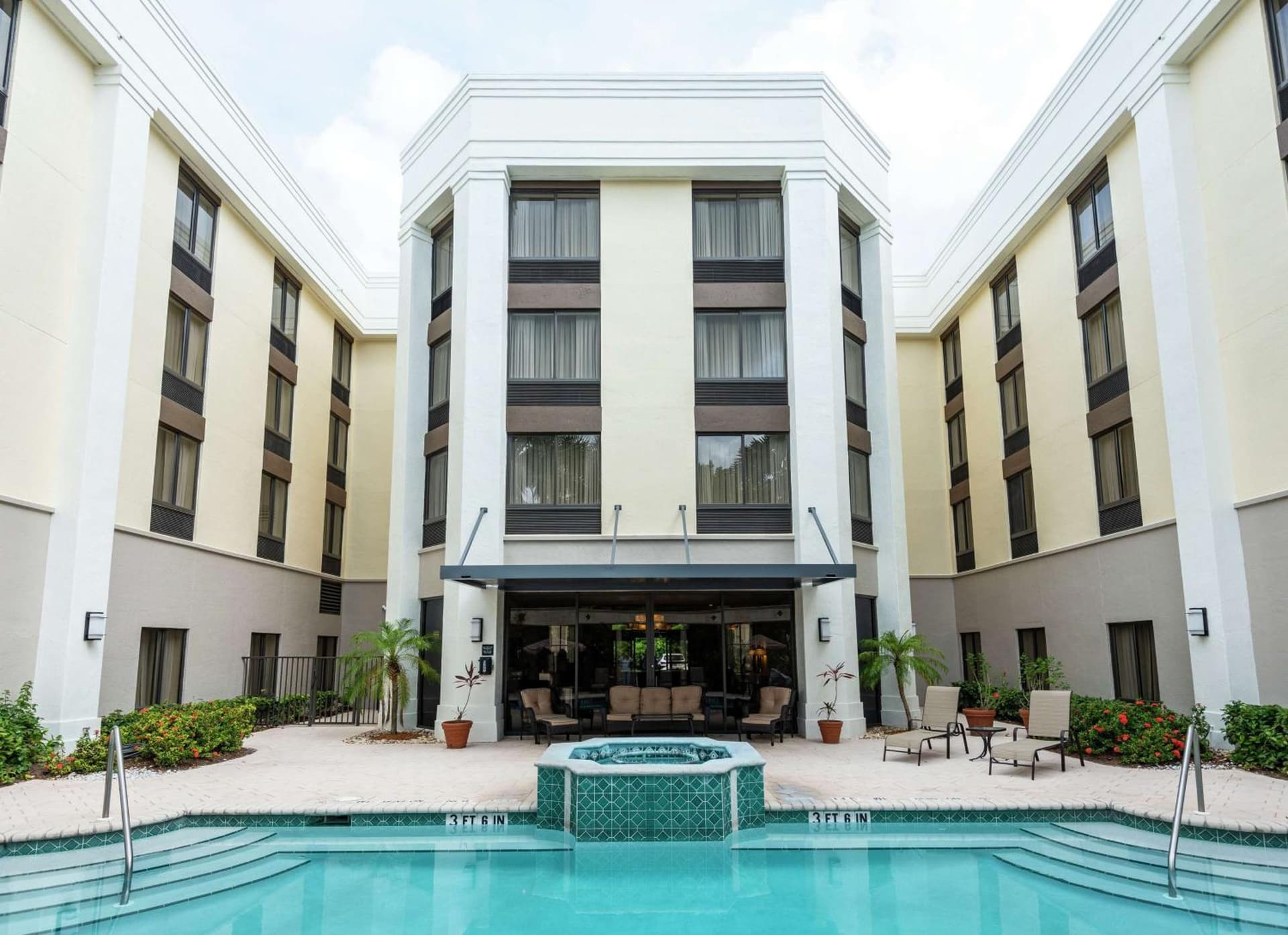 Hampton Inn Boca Raton gallery photo in Boca Raton, FL — image 60