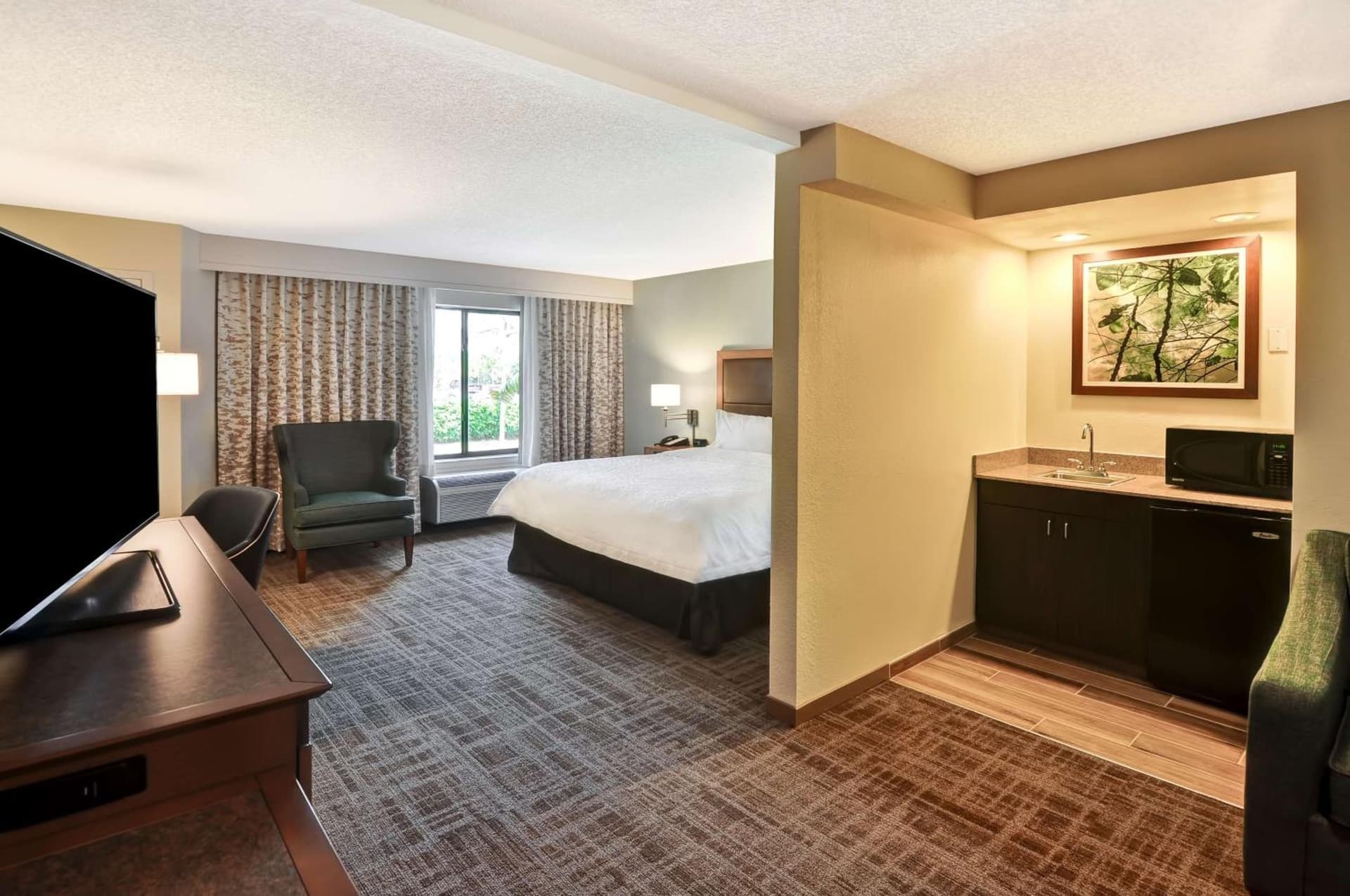 Hampton Inn Boca Raton interior in Boca Raton, FL — gallery photo 2