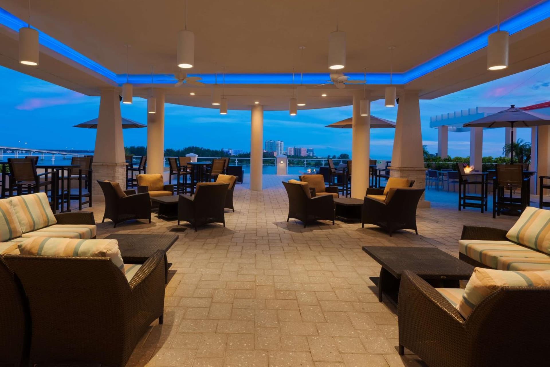 Hampton Inn and Suites Clearwater Beach gallery photo in Clearwater Beach, FL — image 41