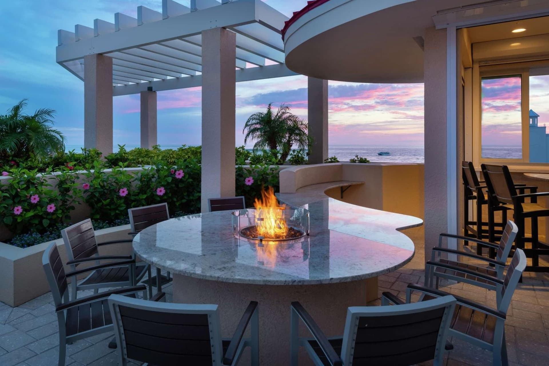 Hampton Inn and Suites Clearwater Beach gallery photo in Clearwater Beach, FL — image 20