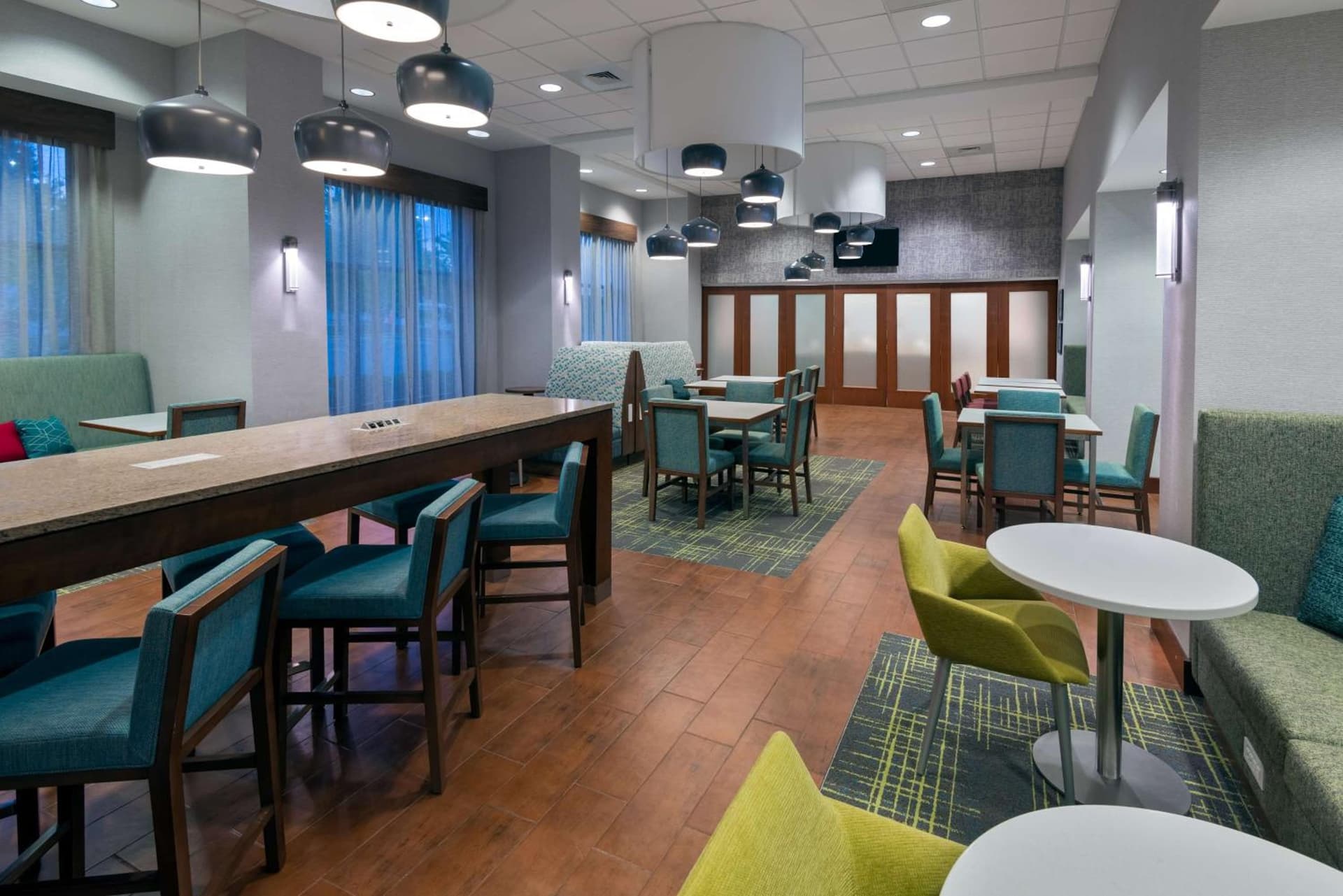 Hampton Inn & Suites Winston-Salem/University Area gallery photo in Winston-Salem, NC — image 31