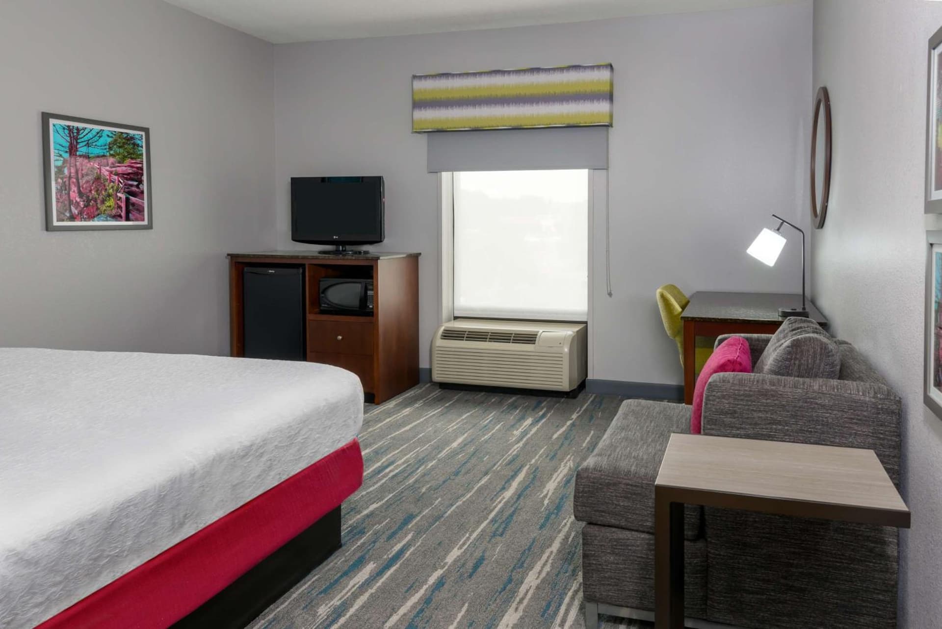 Hampton Inn & Suites Winston-Salem/University Area gallery photo in Winston-Salem, NC — image 10