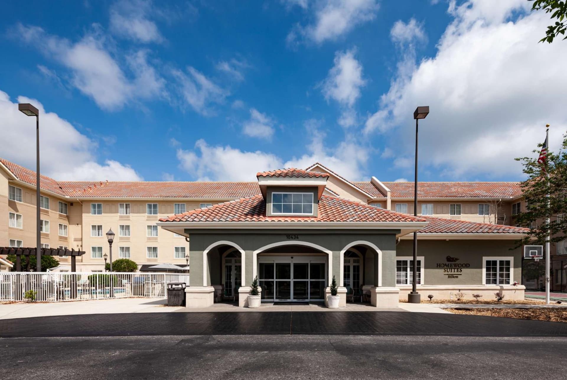Homewood Suites by Hilton Jacksonville-South/St. Johns Ctr. interior in Jacksonville, FL — gallery photo 2