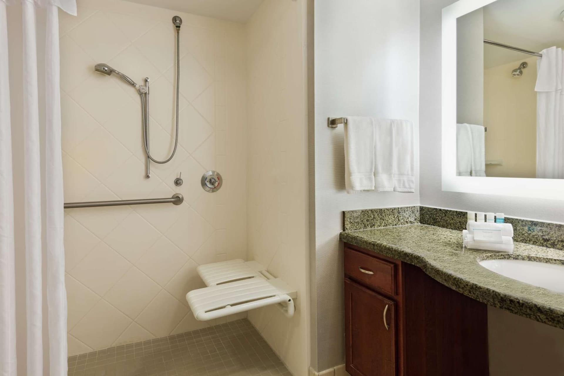 Homewood Suites by Hilton Tampa Airport - Westshore gallery photo in Tampa, FL — image 15