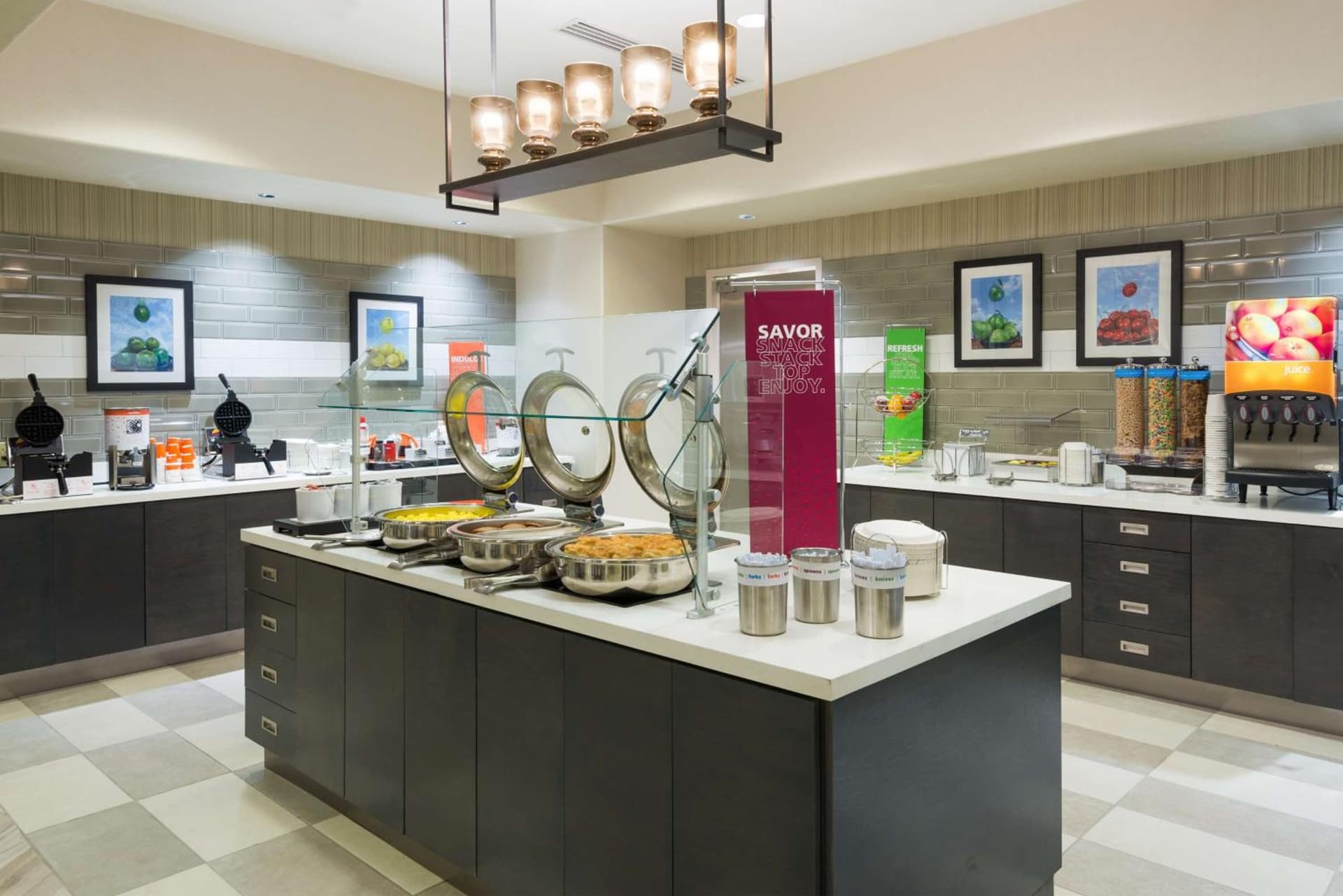 Hampton Inn & Suites Tampa Airport Avion Park Westshore gallery photo in Tampa, FL — image 23