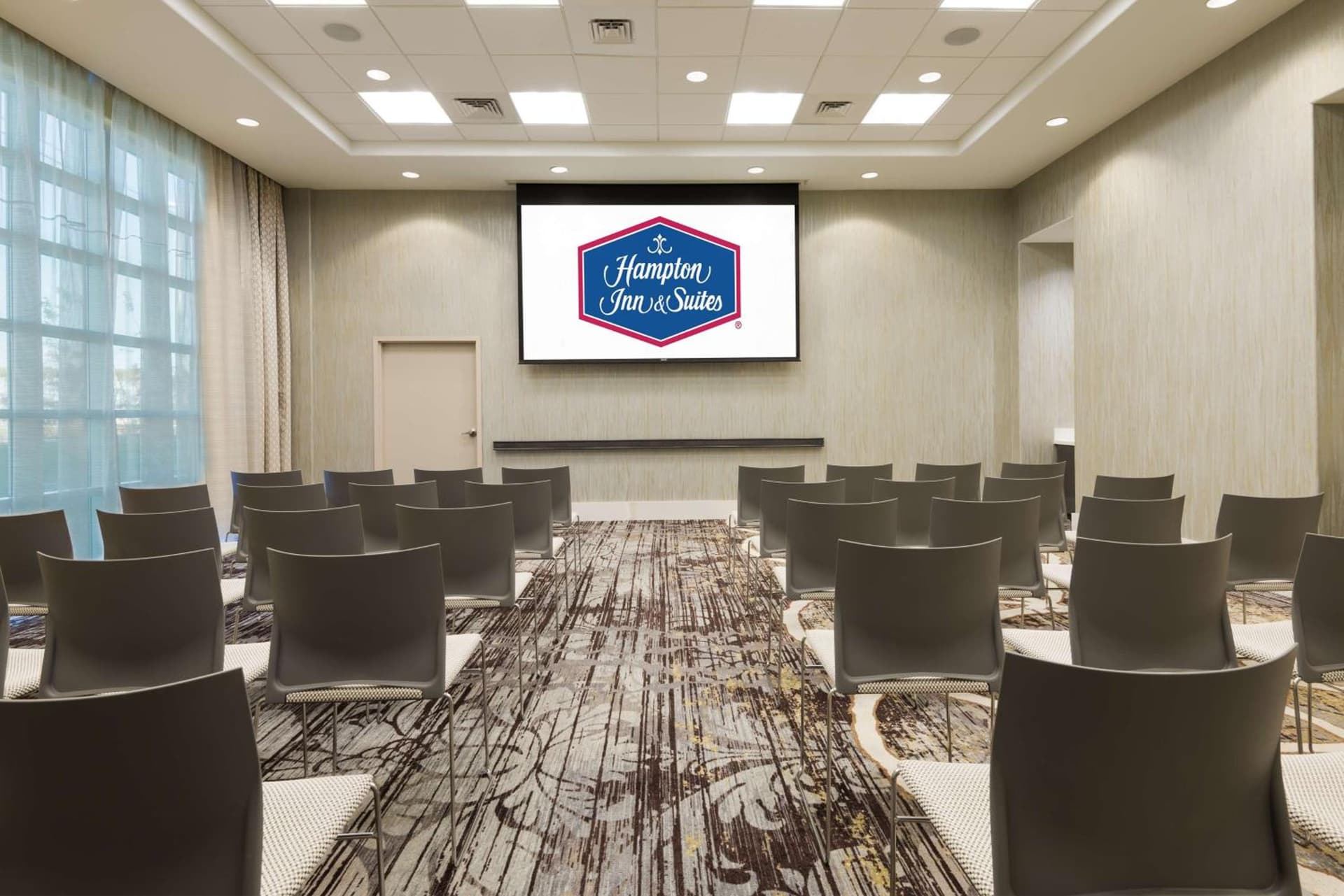 Hampton Inn & Suites Tampa Airport Avion Park Westshore gallery photo in Tampa, FL — image 26