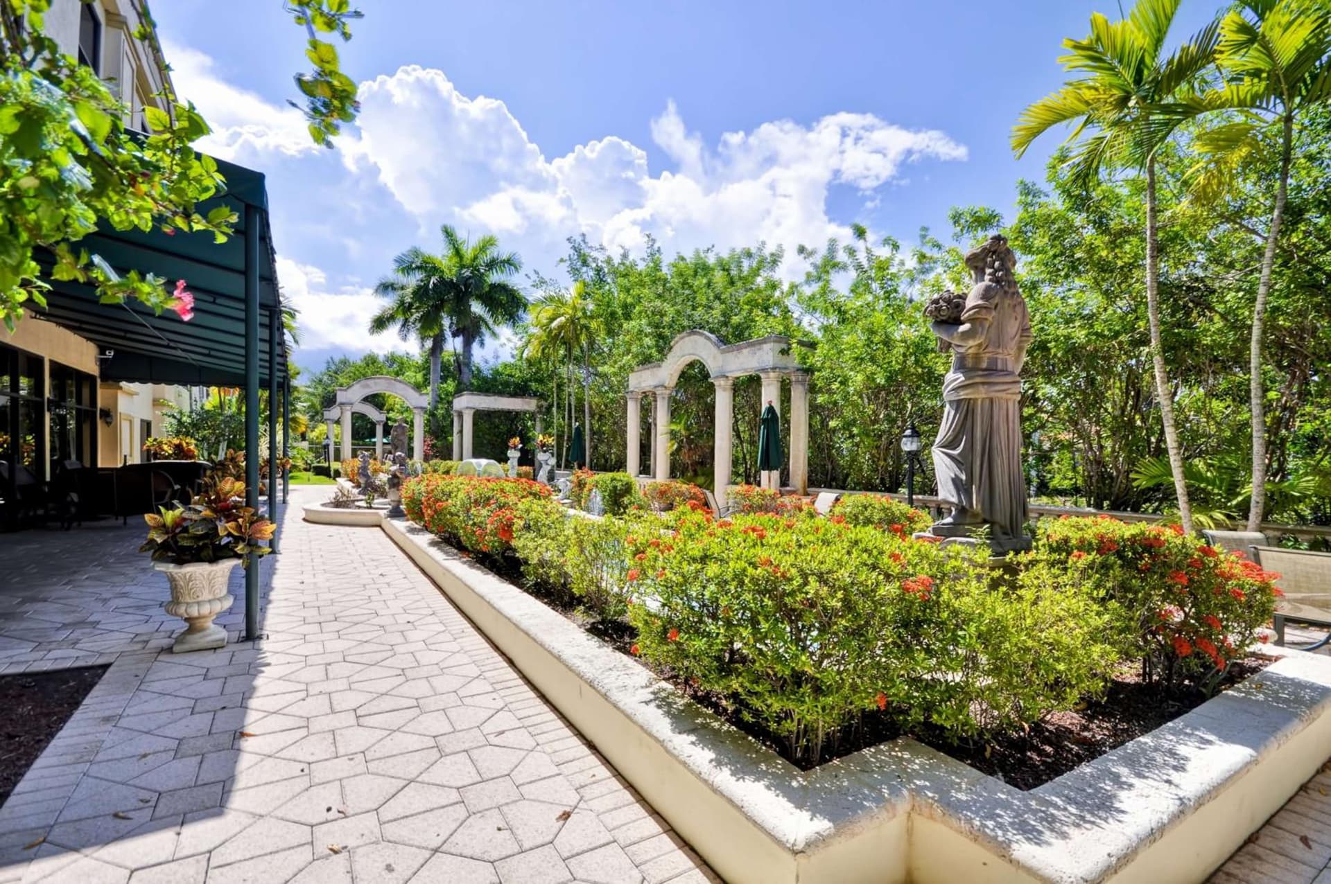Hampton Inn Palm Beach Gardens gallery photo in Palm Beach Gardens, FL — image 21