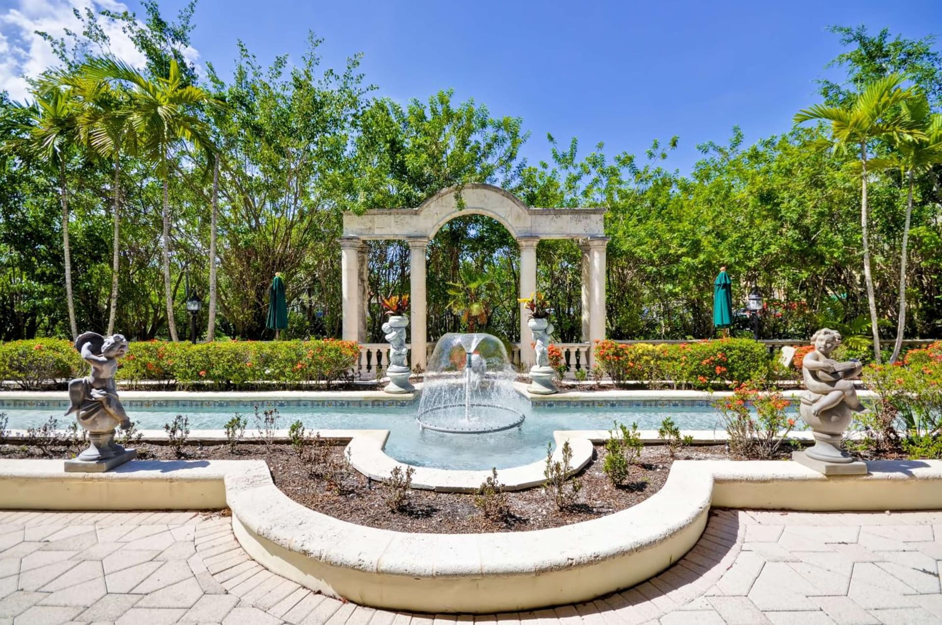 Hampton Inn Palm Beach Gardens gallery photo in Palm Beach Gardens, FL — image 40