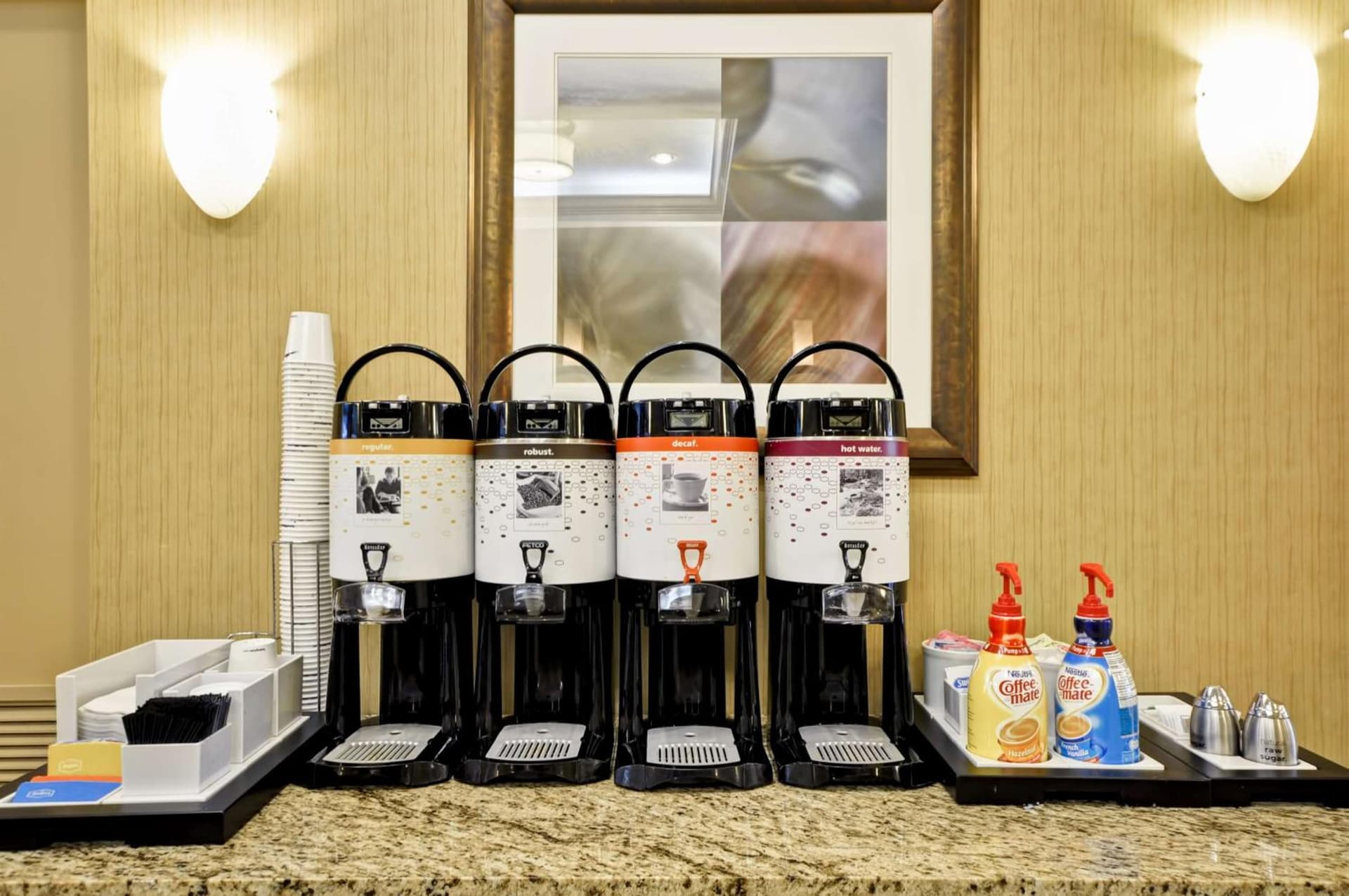 Hampton Inn Palm Beach Gardens gallery photo in Palm Beach Gardens, FL — image 27