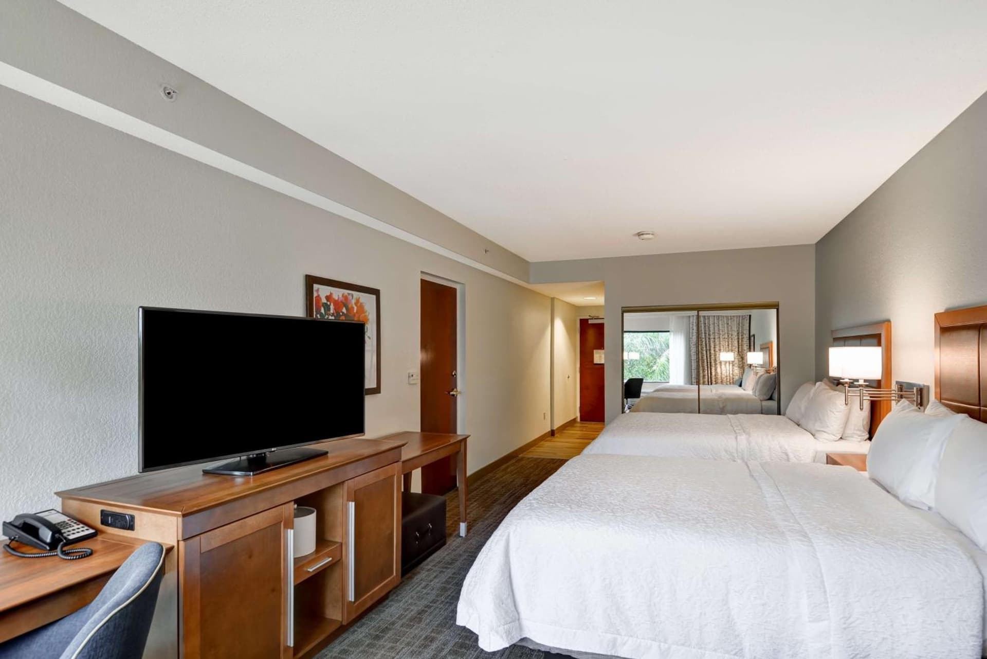 Hampton Inn Palm Beach Gardens gallery photo in Palm Beach Gardens, FL — image 32