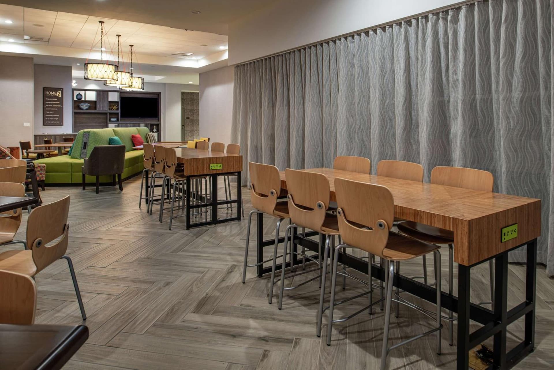 Home2 Suites By Hilton Tampa Downtown Channel District gallery photo in Tampa, FL — image 36