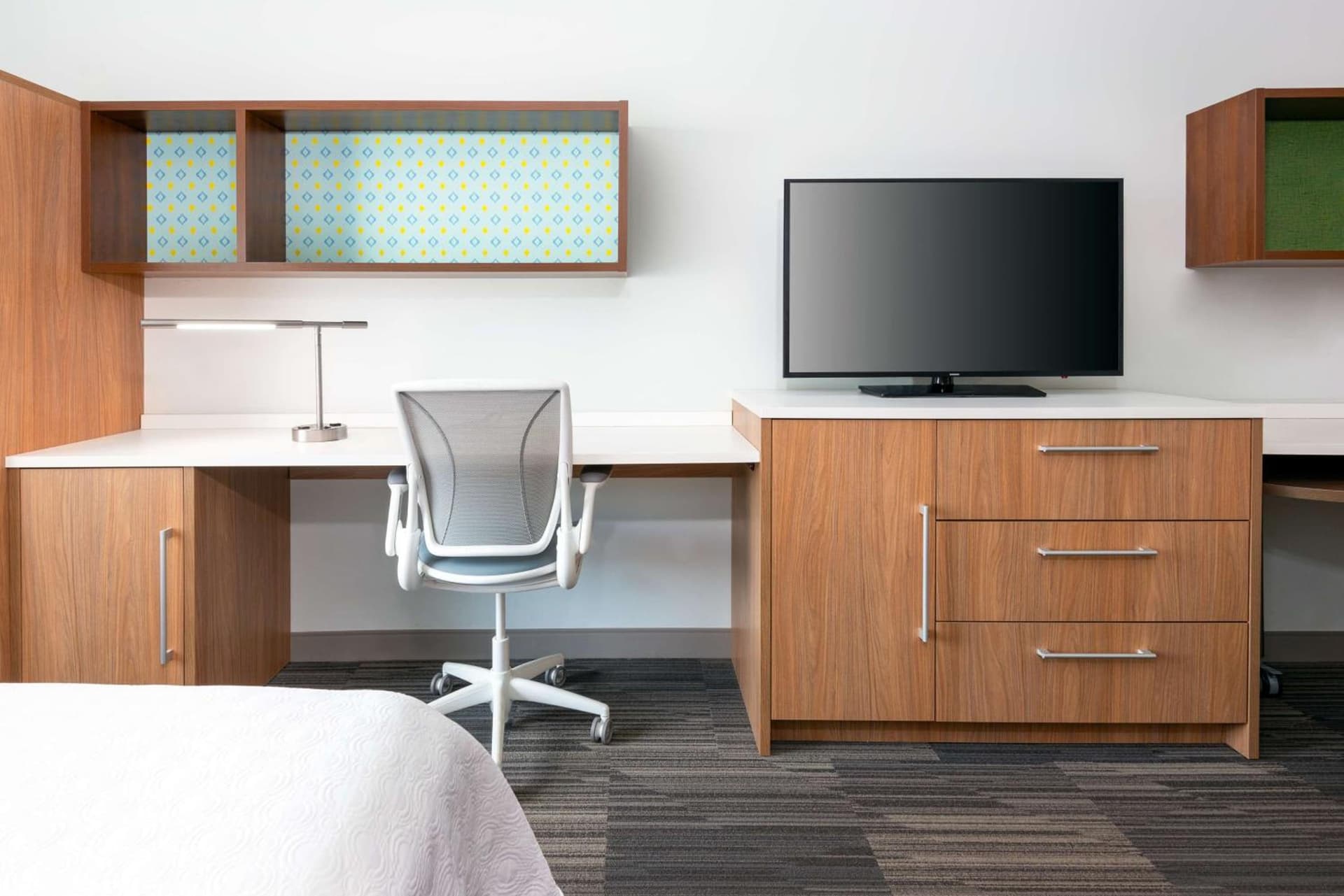 Home2 Suites By Hilton Tampa Downtown Channel District gallery photo in Tampa, FL — image 4