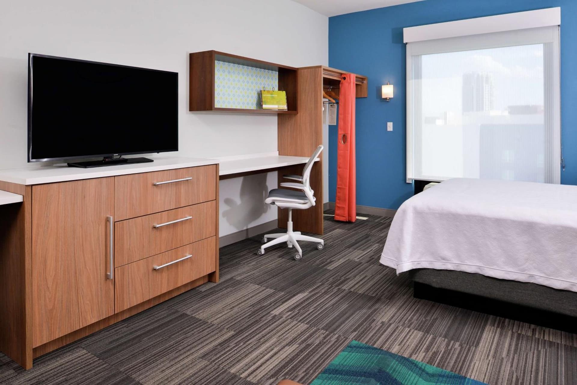 Home2 Suites By Hilton Tampa Downtown Channel District gallery photo in Tampa, FL — image 38