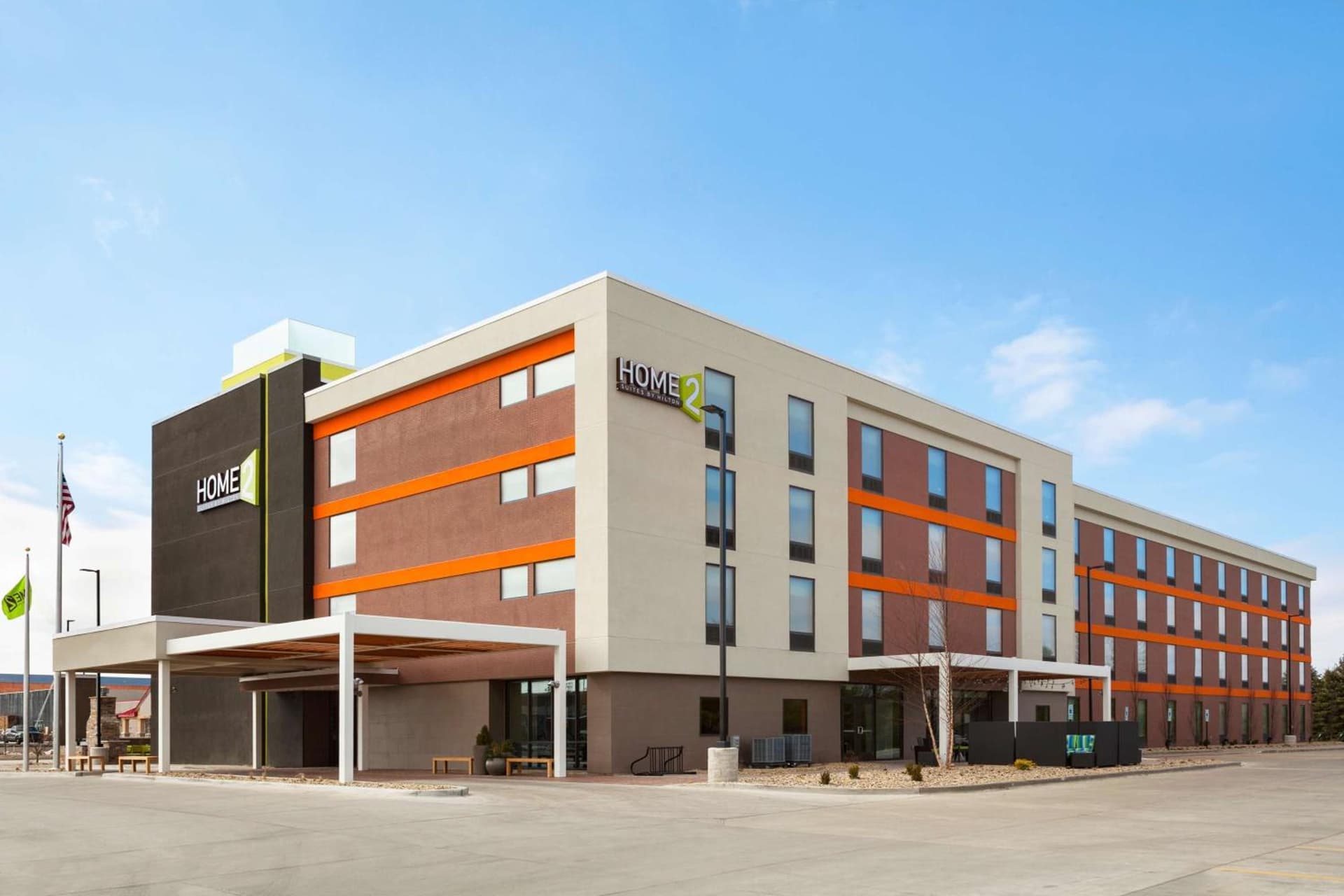Home2 Suites by Hilton Champaign/Urbana interior in Champaign, IL — gallery photo 2