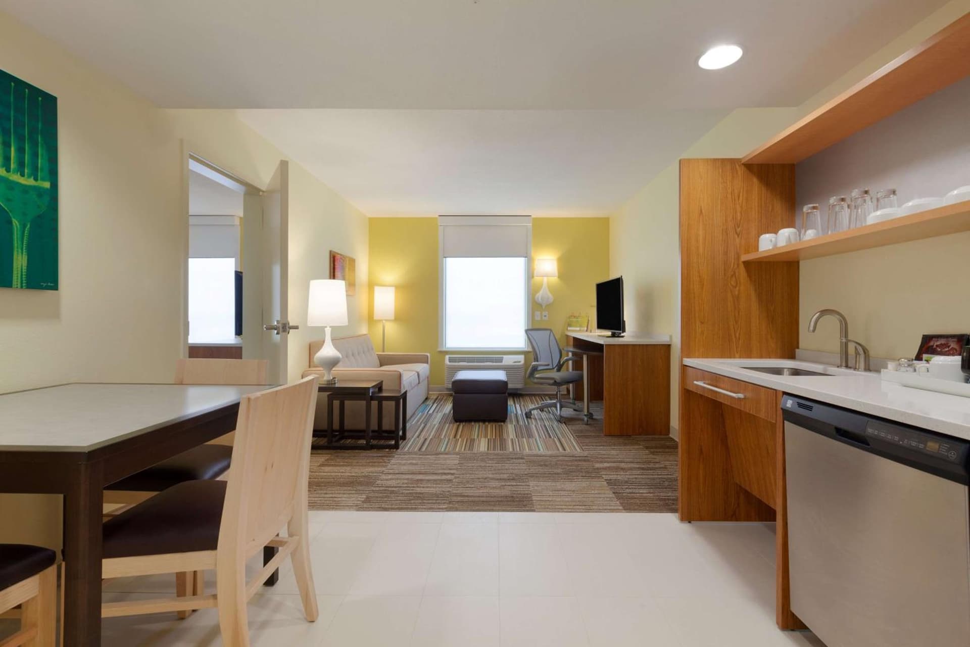 Home2 Suites by Hilton Champaign/Urbana gallery photo in Champaign, IL — image 21