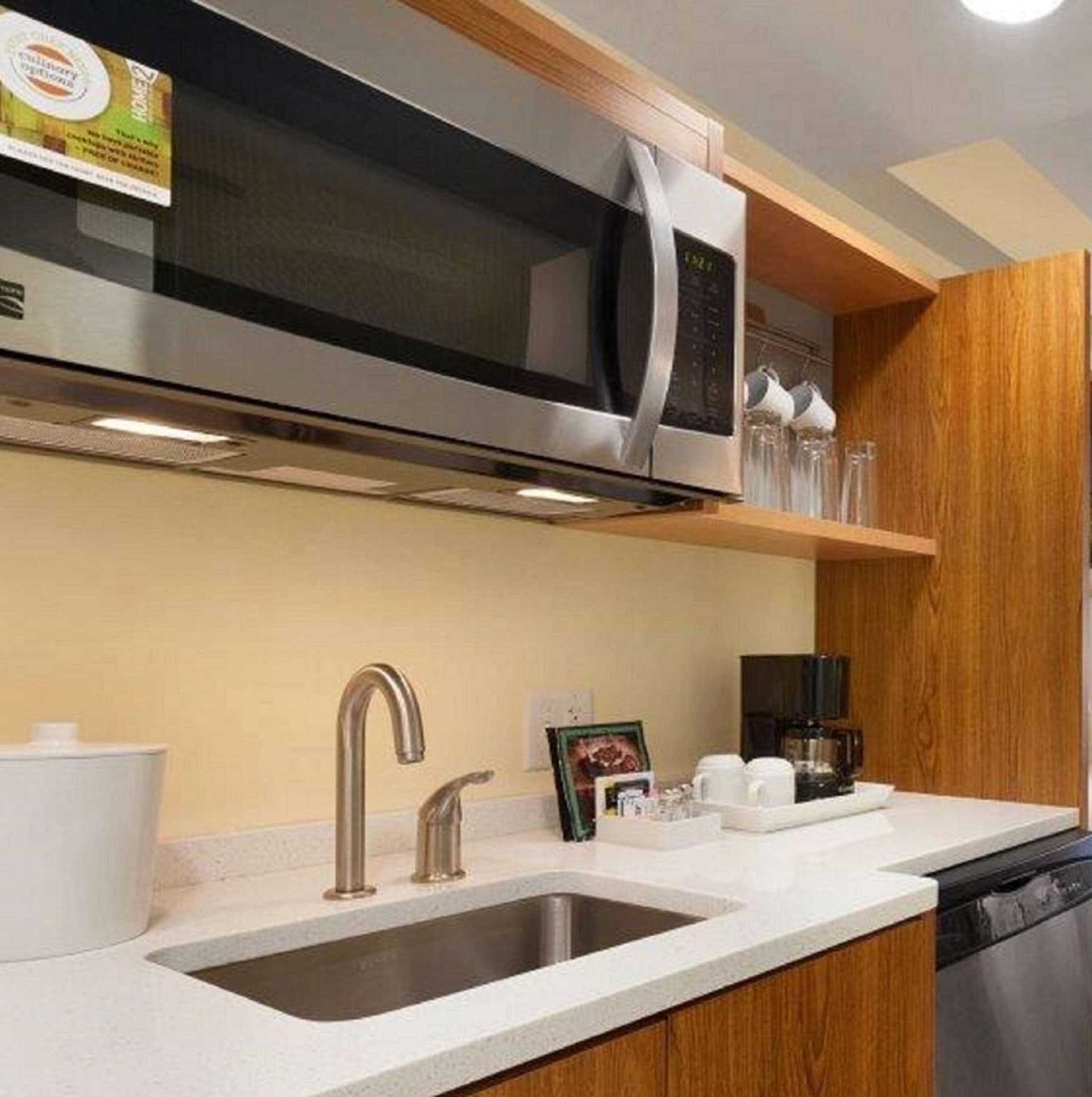 Home2 Suites by Hilton Champaign/Urbana gallery photo in Champaign, IL — image 7
