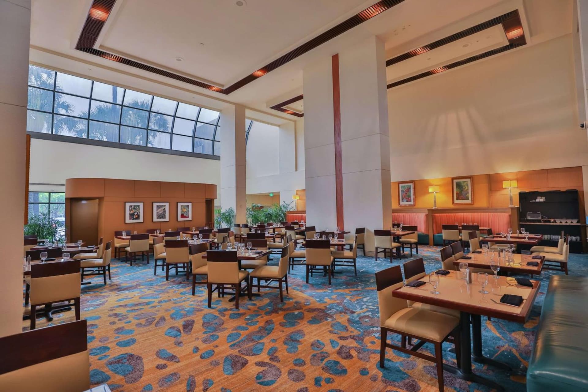 Hilton Miami Airport Blue Lagoon gallery photo in Miami, FL — image 22
