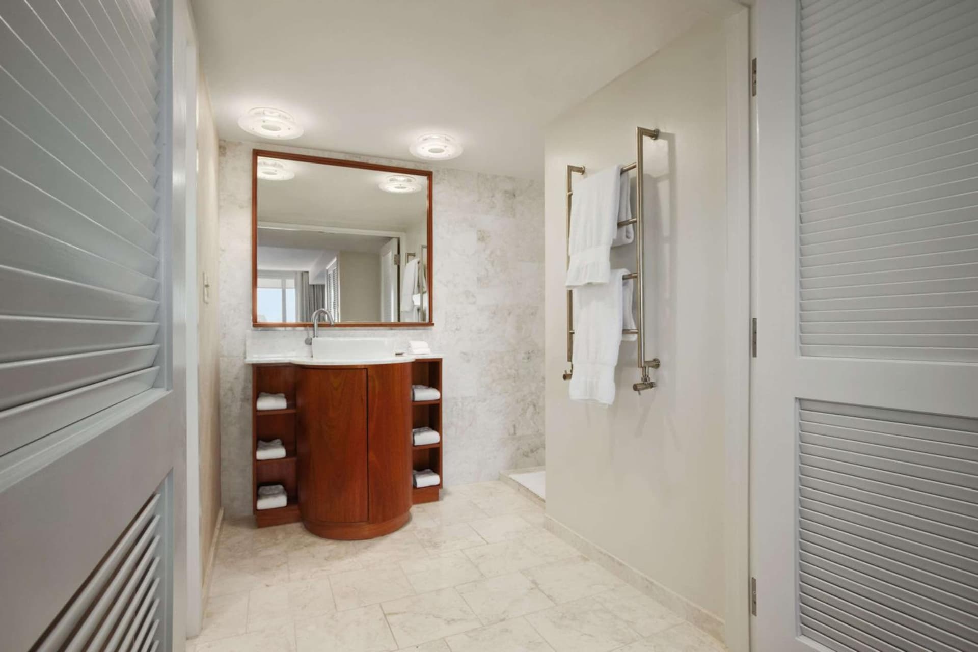 Hilton Miami Airport Blue Lagoon gallery photo in Miami, FL — image 30