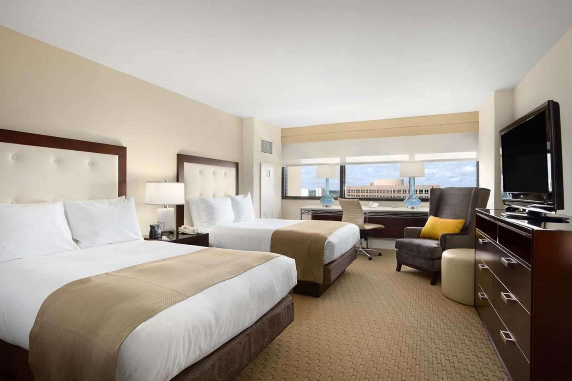 Hilton Miami Airport Blue Lagoon gallery photo in Miami, FL — image 7