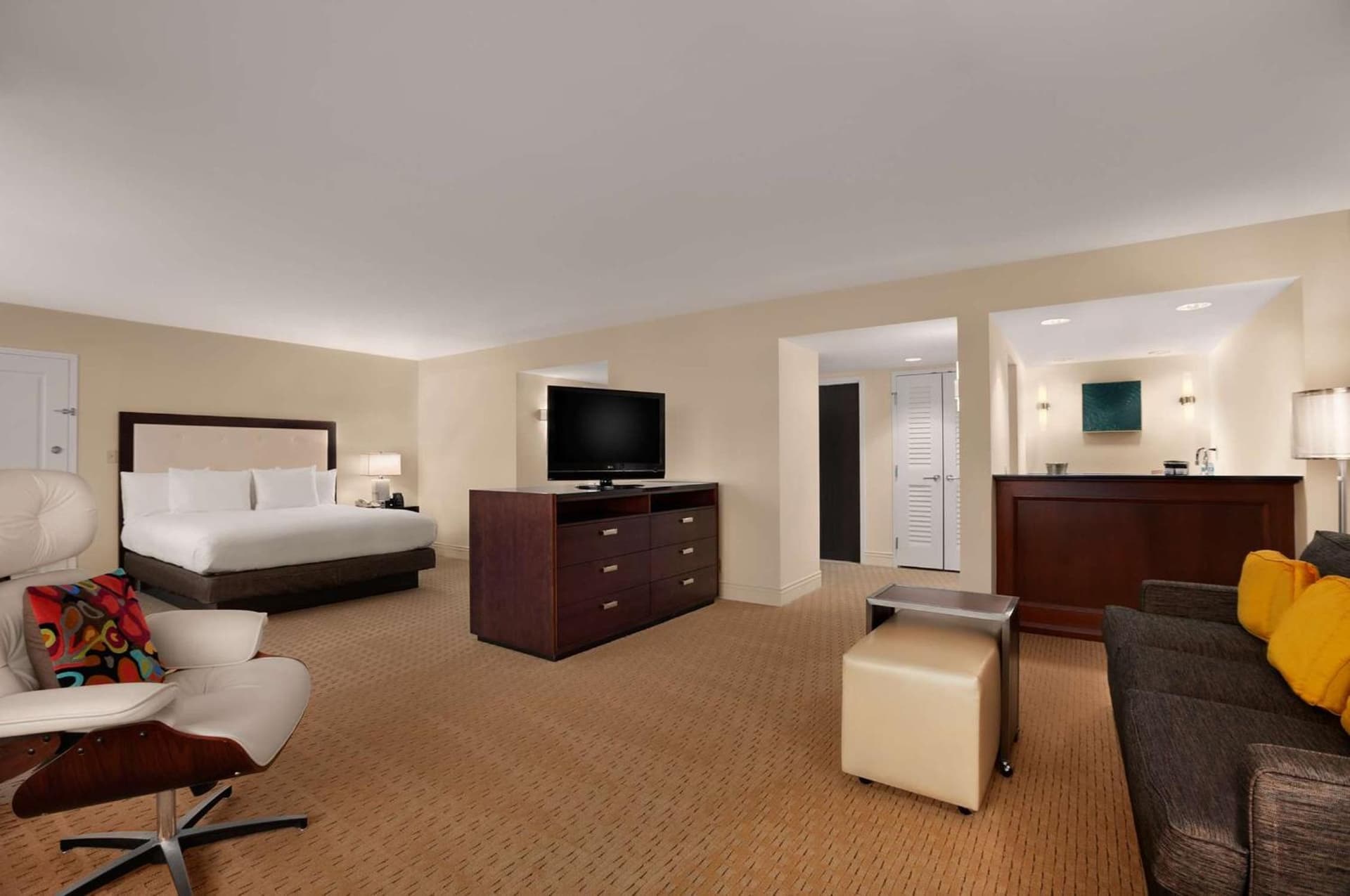Hilton Miami Airport Blue Lagoon gallery photo in Miami, FL — image 39