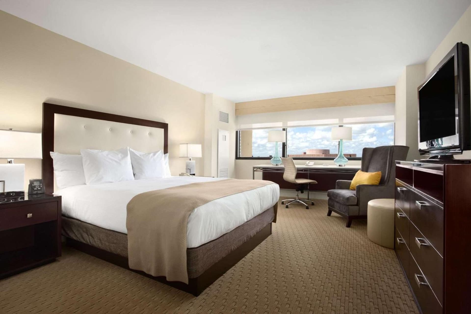 Hilton Miami Airport Blue Lagoon gallery photo in Miami, FL — image 67