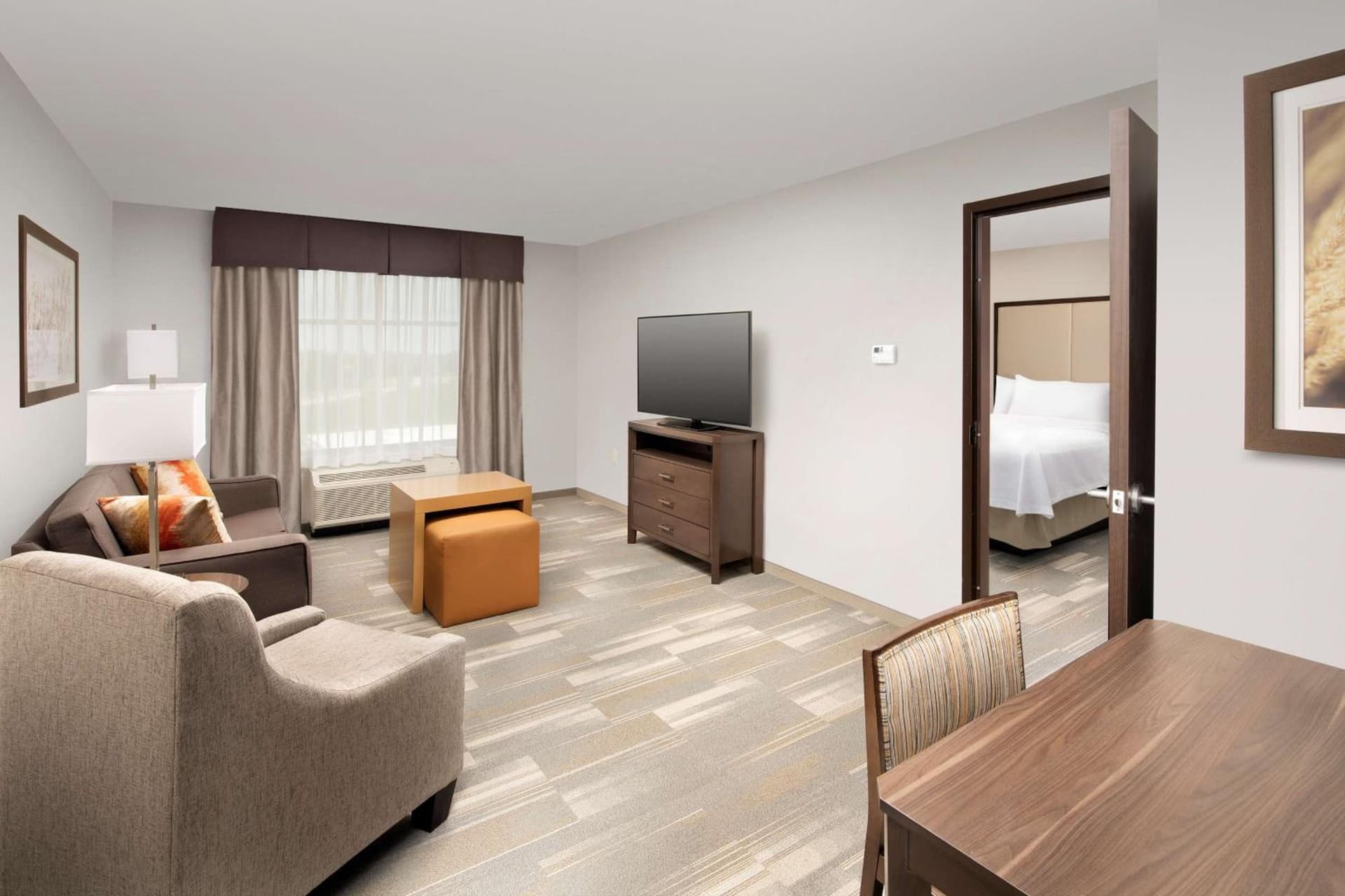 Homewood Suites By Hilton Kansas City Speedway gallery photo in Kansas City, KS — image 31