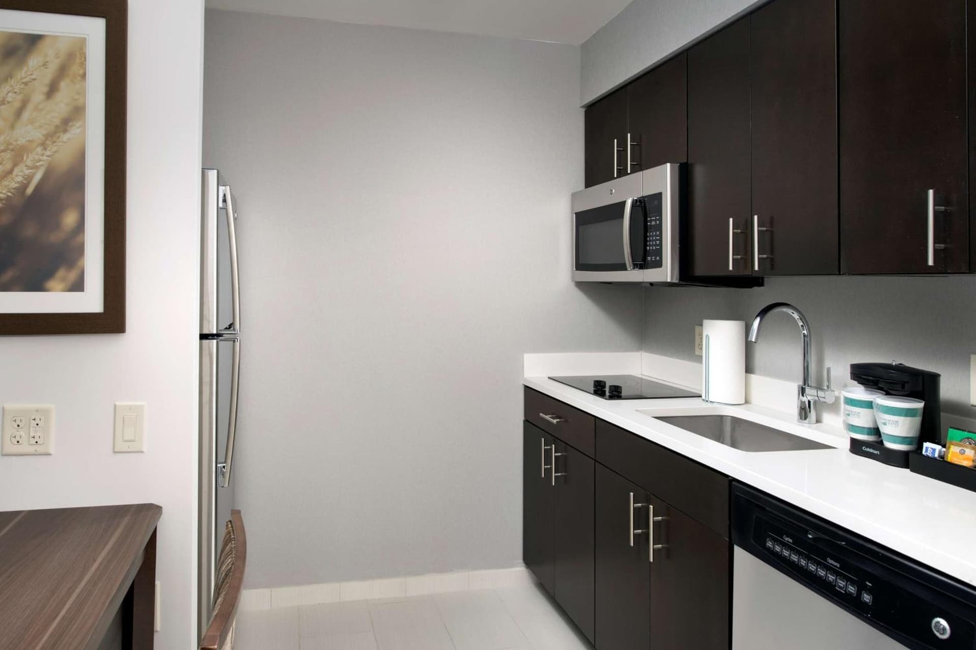 Homewood Suites By Hilton Kansas City Speedway gallery photo in Kansas City, KS — image 15