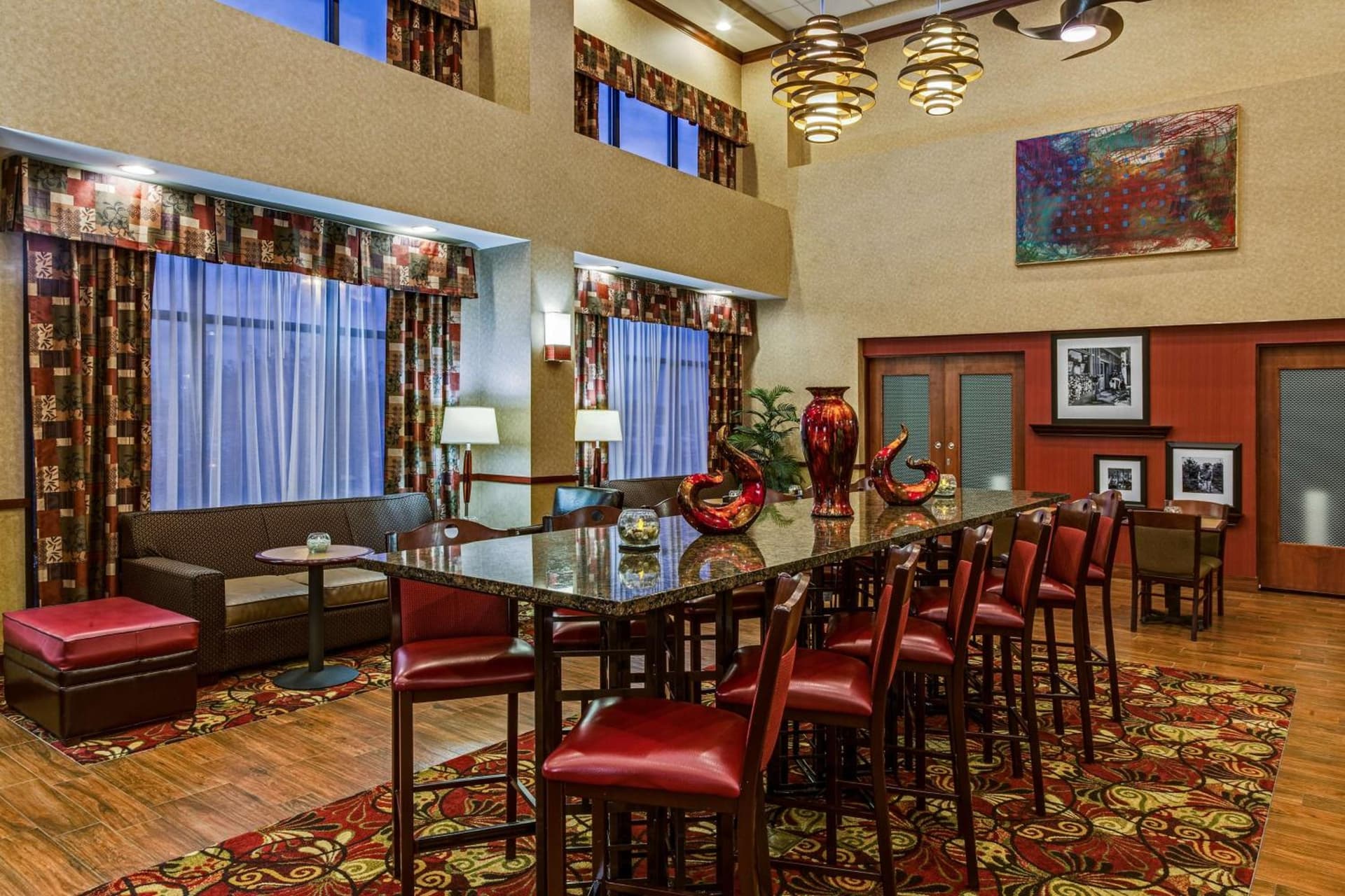 Hampton Inn & Suites Toledo-Perrysburg gallery photo in Rossford, OH — image 33