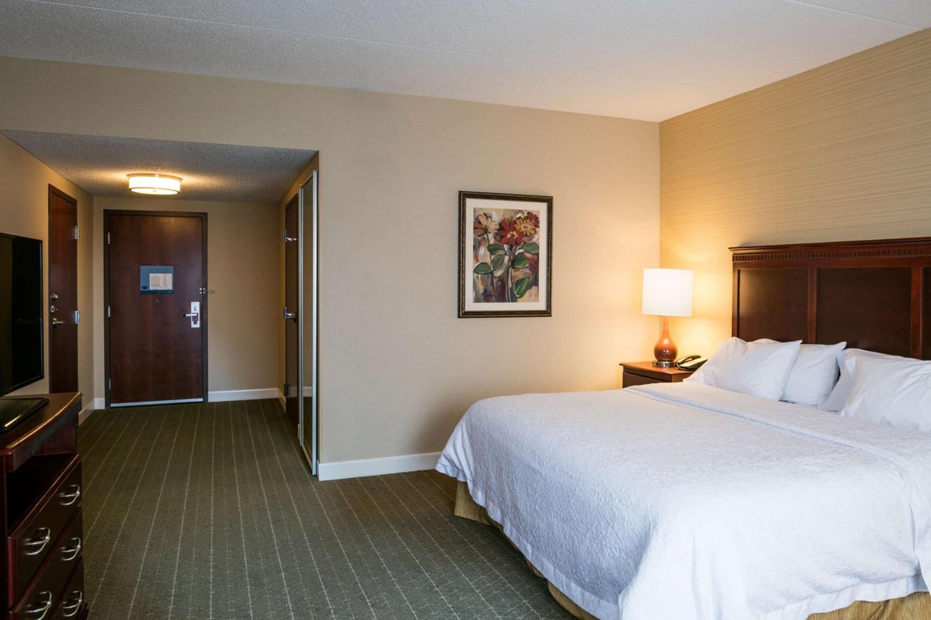 Hampton Inn & Suites Toledo-Perrysburg gallery photo in Rossford, OH — image 18