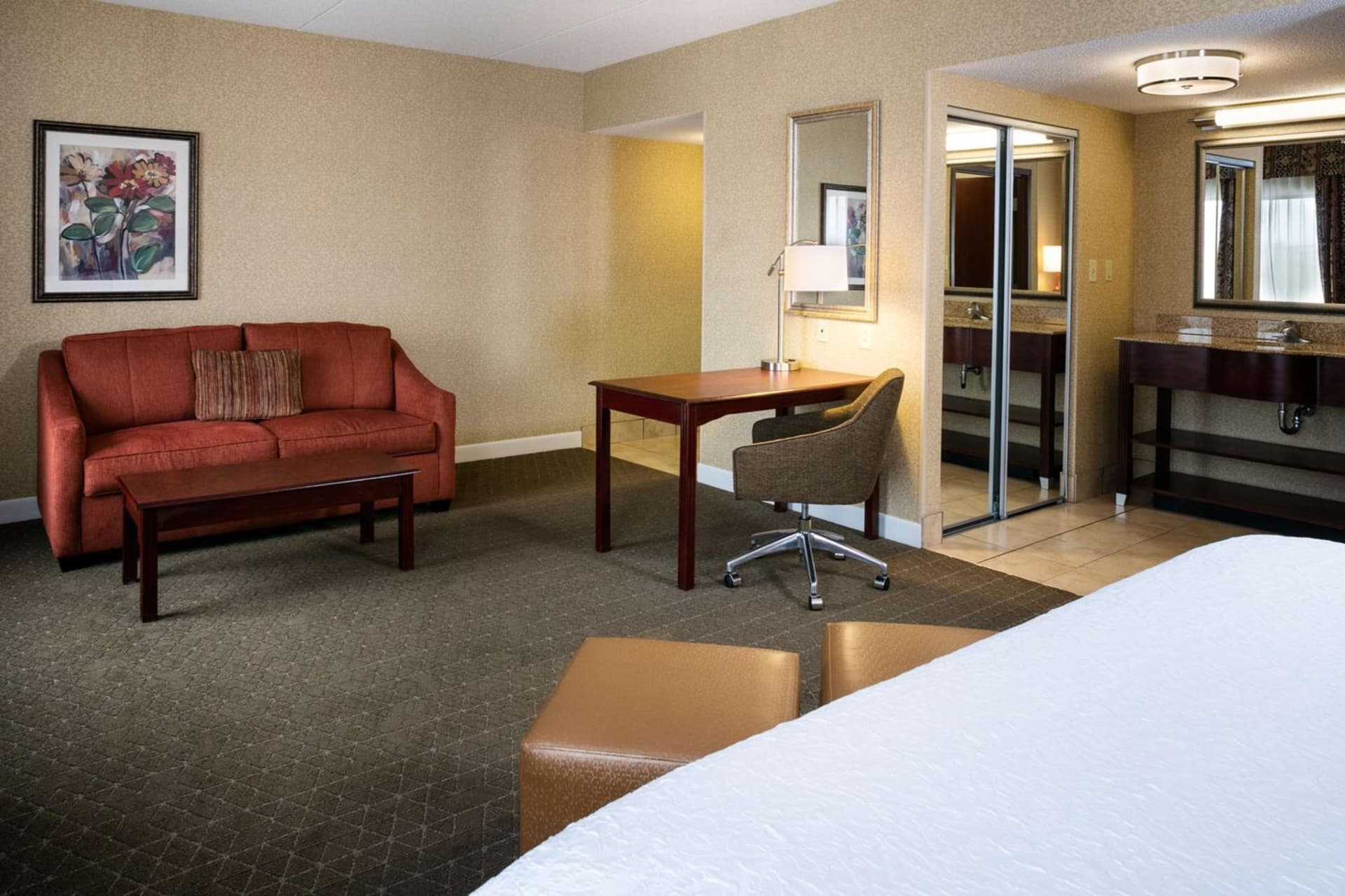 Hampton Inn & Suites Toledo-Perrysburg gallery photo in Rossford, OH — image 21