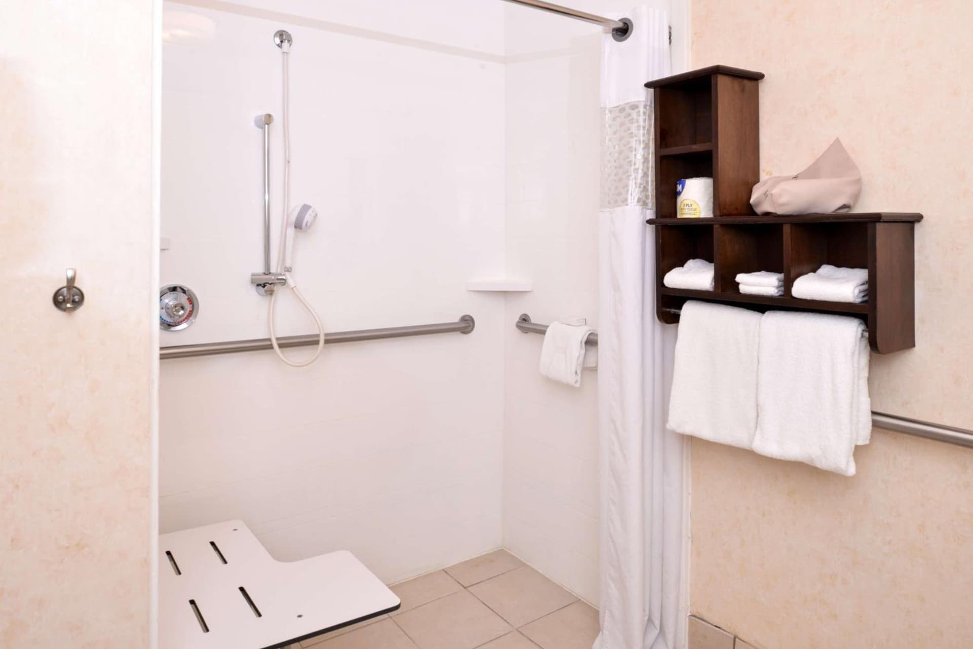 Hampton Inn & Suites Pueblo-Southgate gallery photo in Pueblo, CO — image 29
