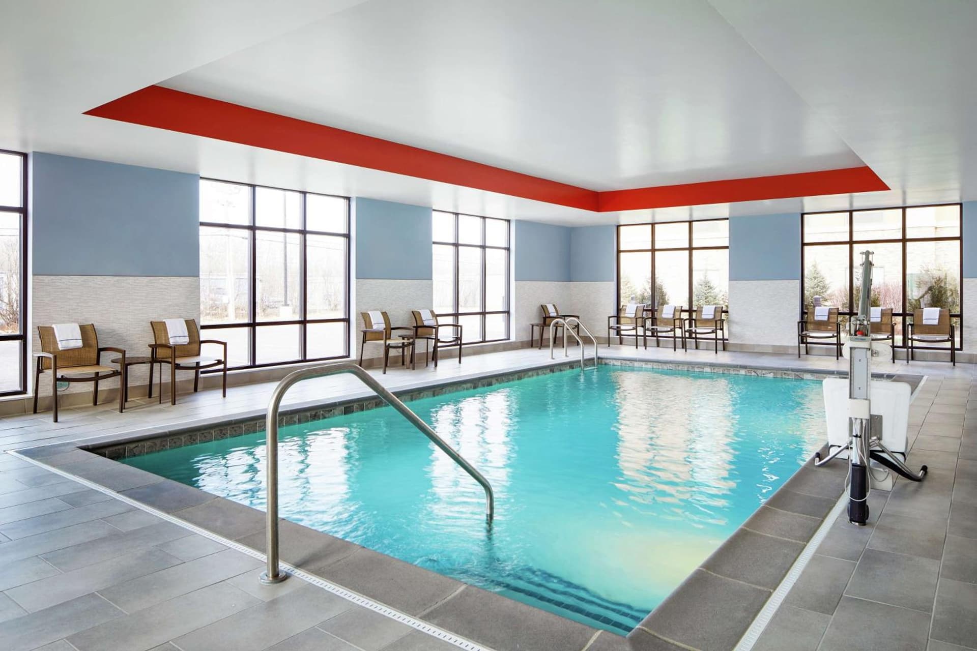 Hampton Inn & Suites Chicago/Waukegan gallery photo in Waukegan, IL — image 27