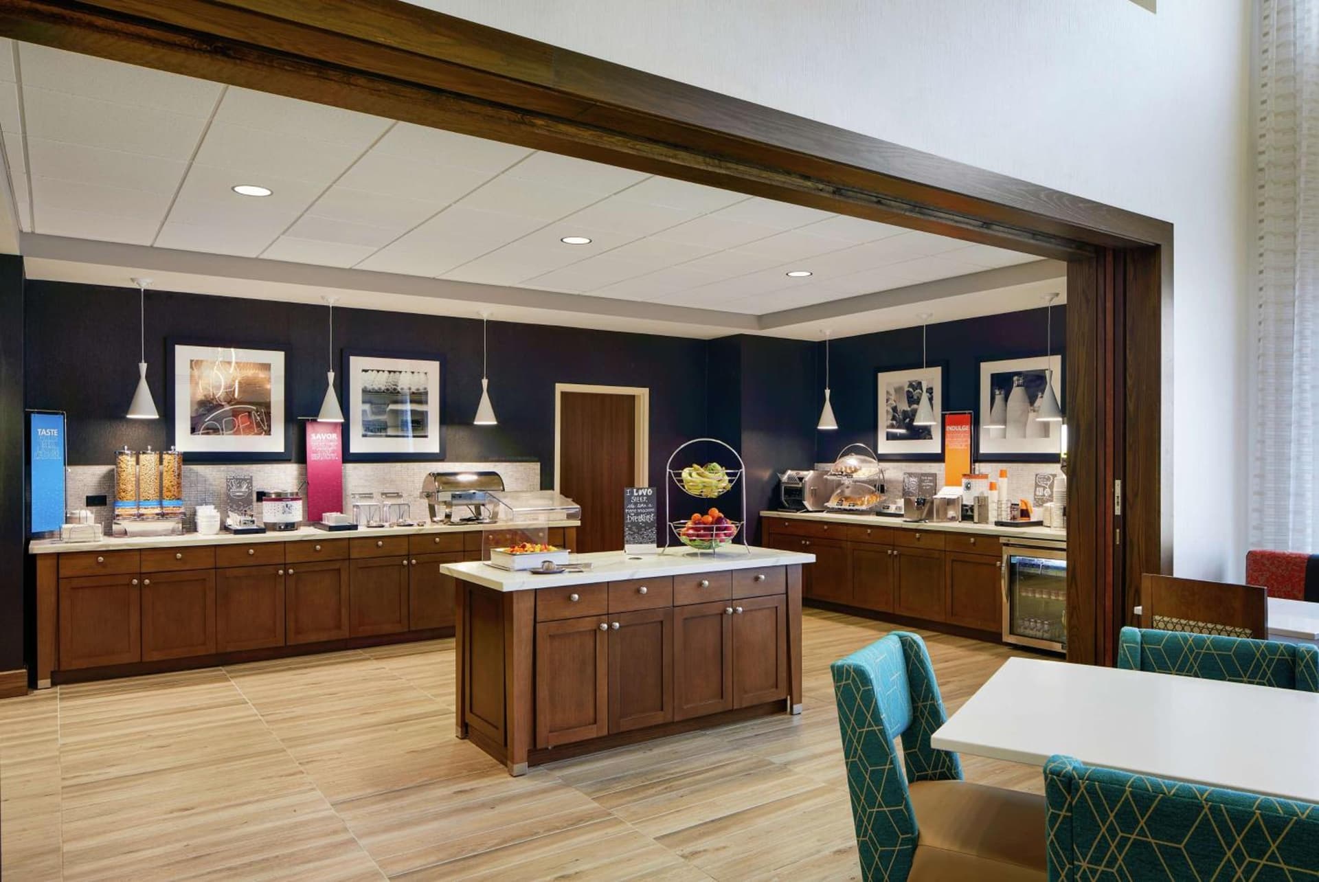 Hampton Inn & Suites Chicago/Waukegan gallery photo in Waukegan, IL — image 23
