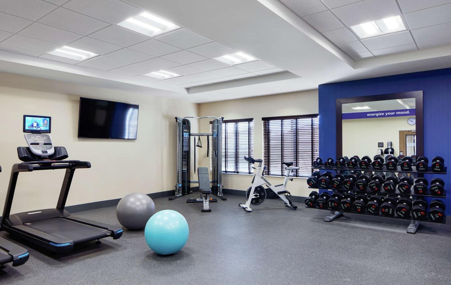 Hampton Inn & Suites Chicago/Waukegan gallery photo in Waukegan, IL — image 29