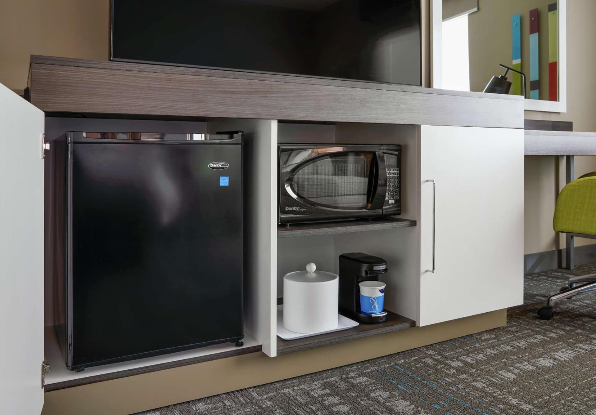 Hampton Inn & Suites Chicago/Waukegan gallery photo in Waukegan, IL — image 14