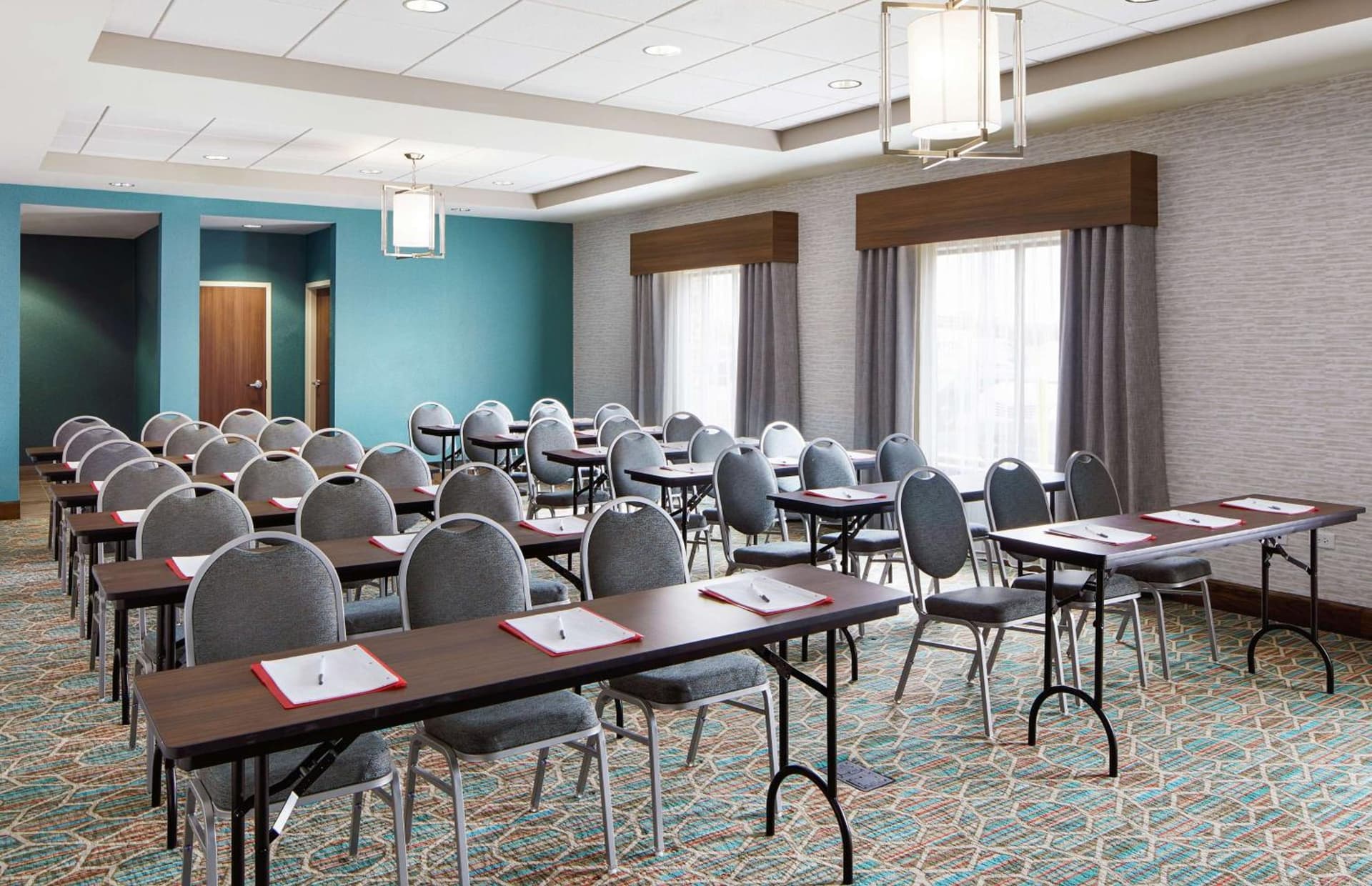 Hampton Inn & Suites Chicago/Waukegan gallery photo in Waukegan, IL — image 31