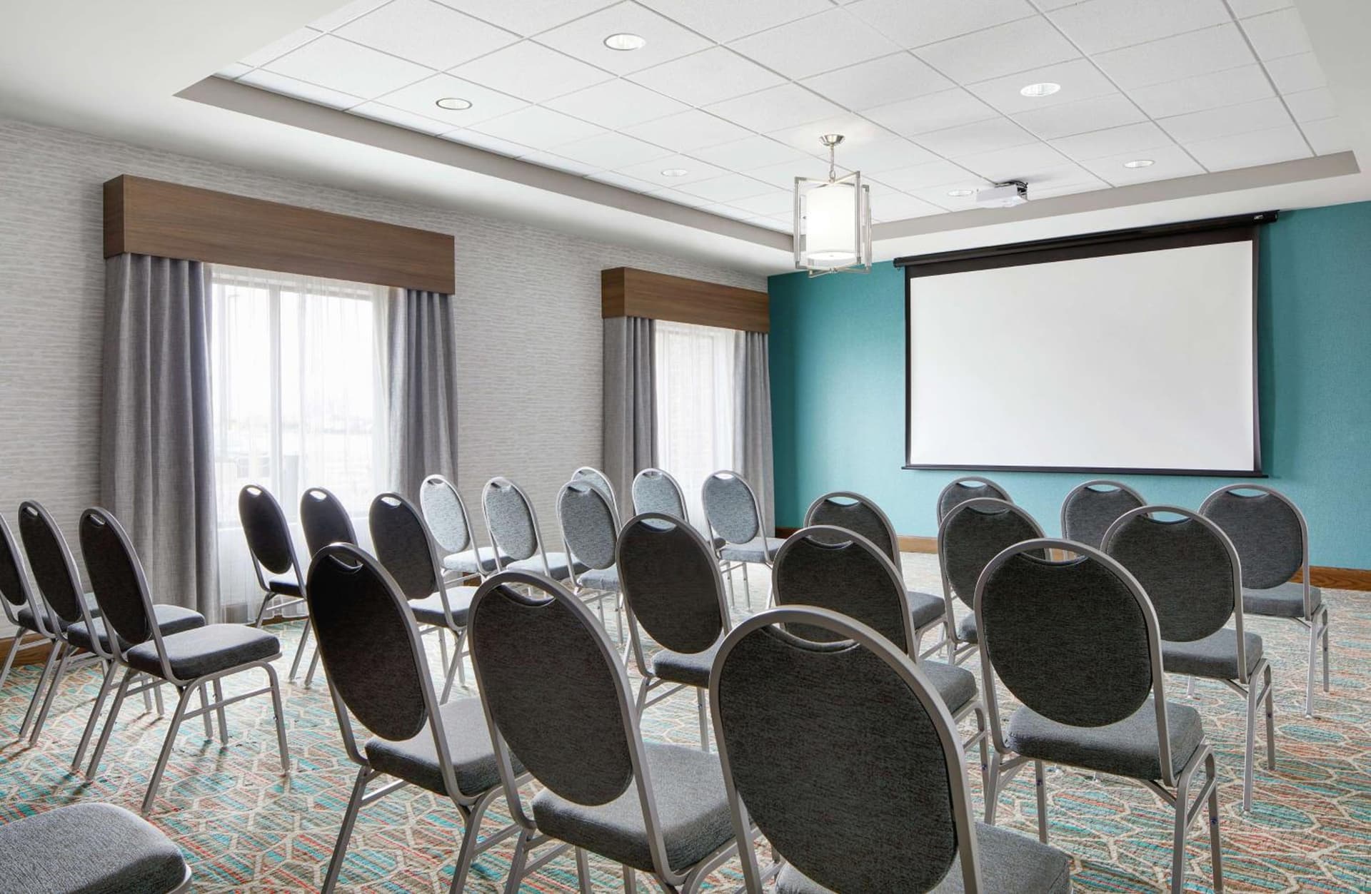 Hampton Inn & Suites Chicago/Waukegan gallery photo in Waukegan, IL — image 24